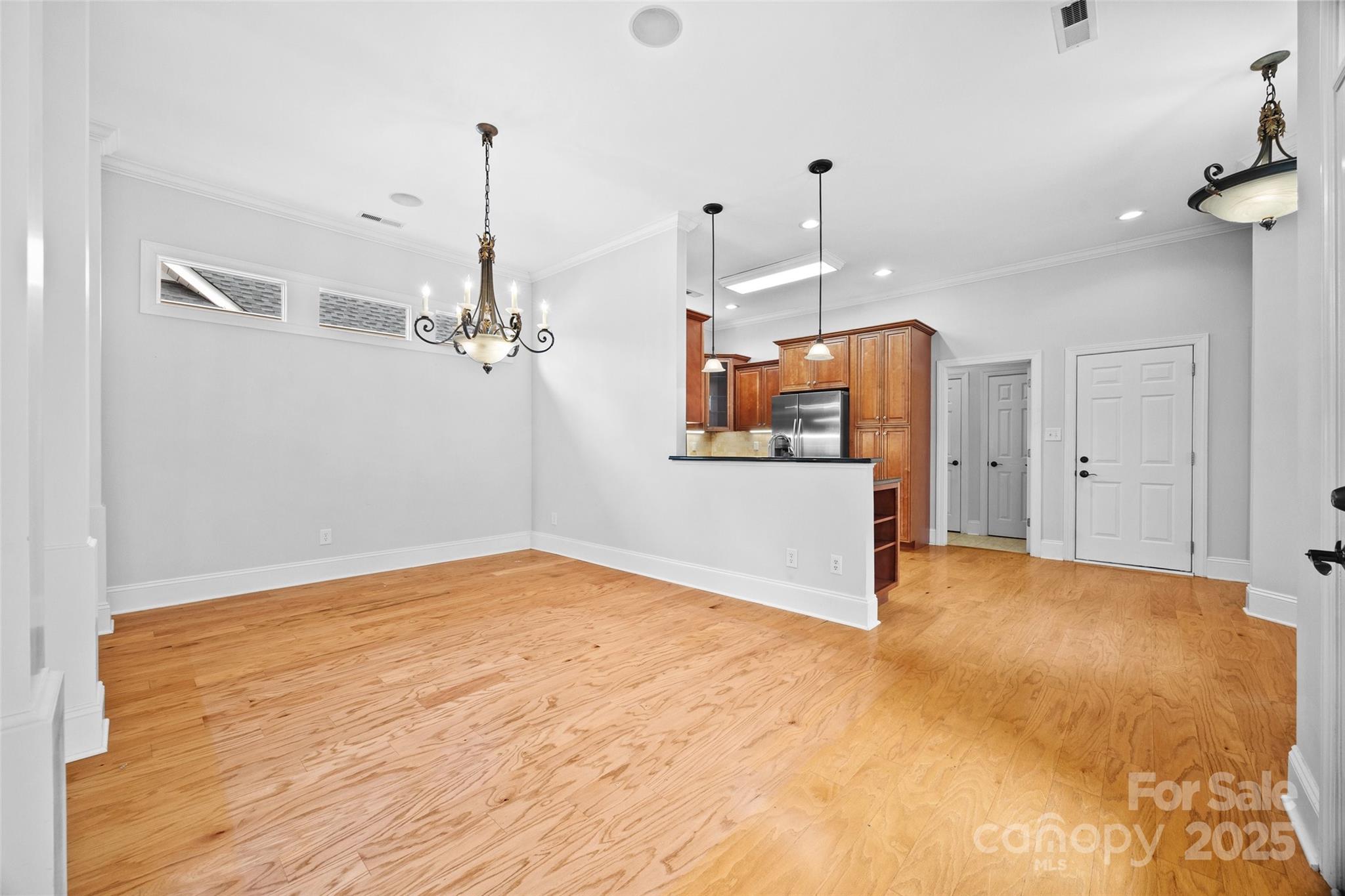 962 Blakeley Walk Property Photo 9