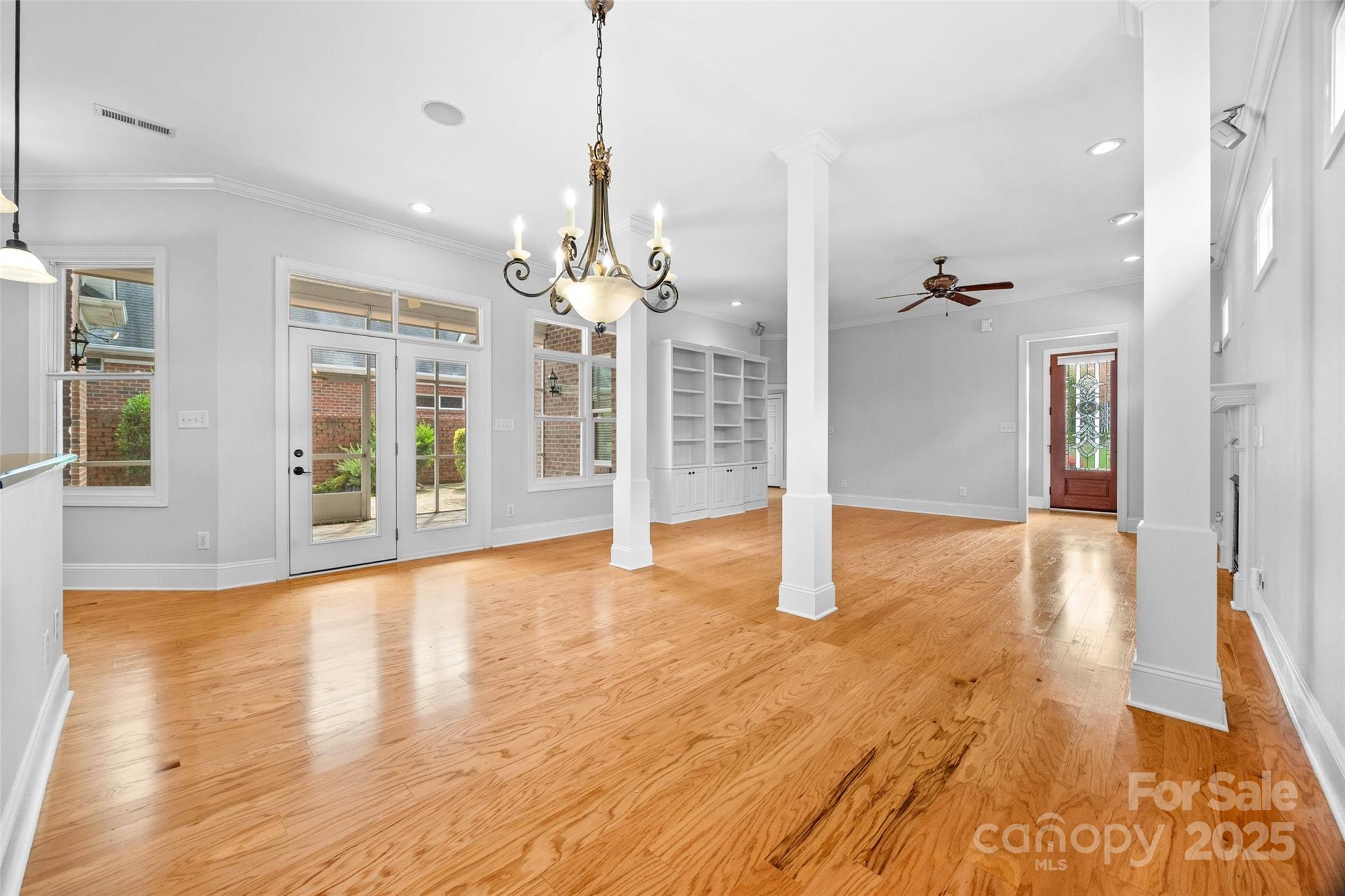 962 Blakeley Walk Property Photo 10