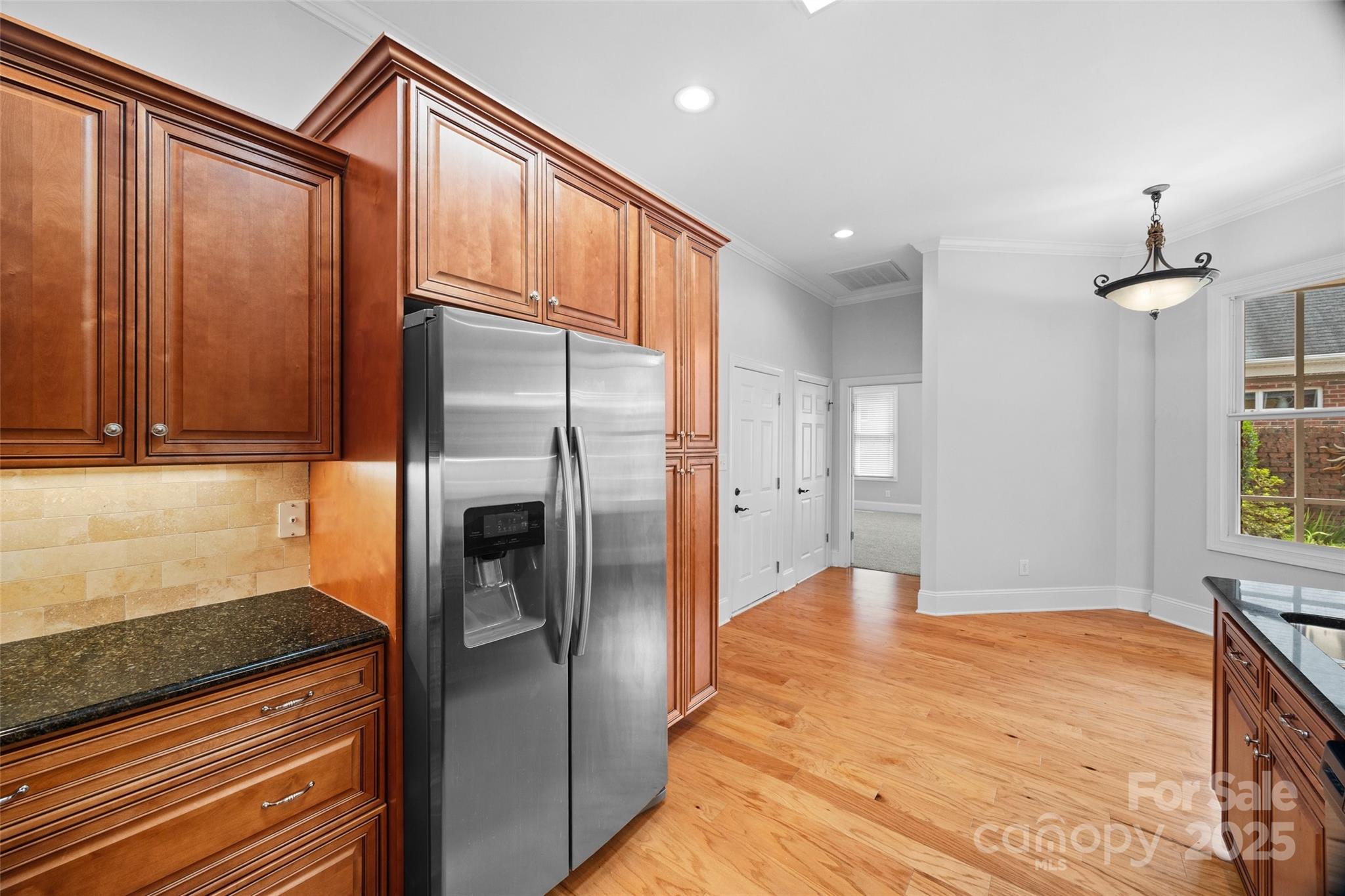 962 Blakeley Walk Property Photo 13