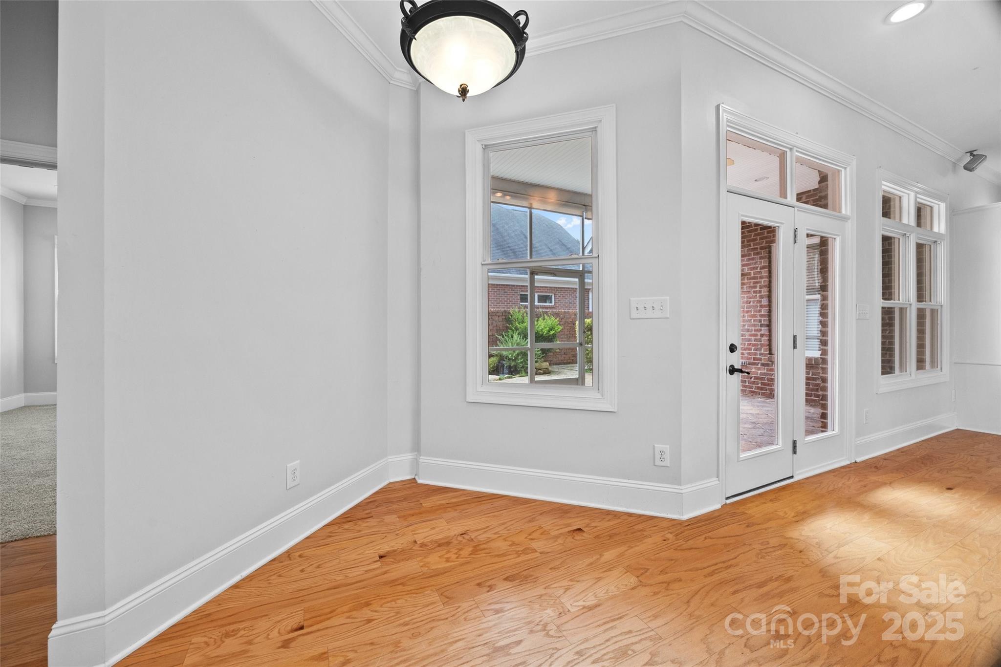 962 Blakeley Walk Property Photo 17