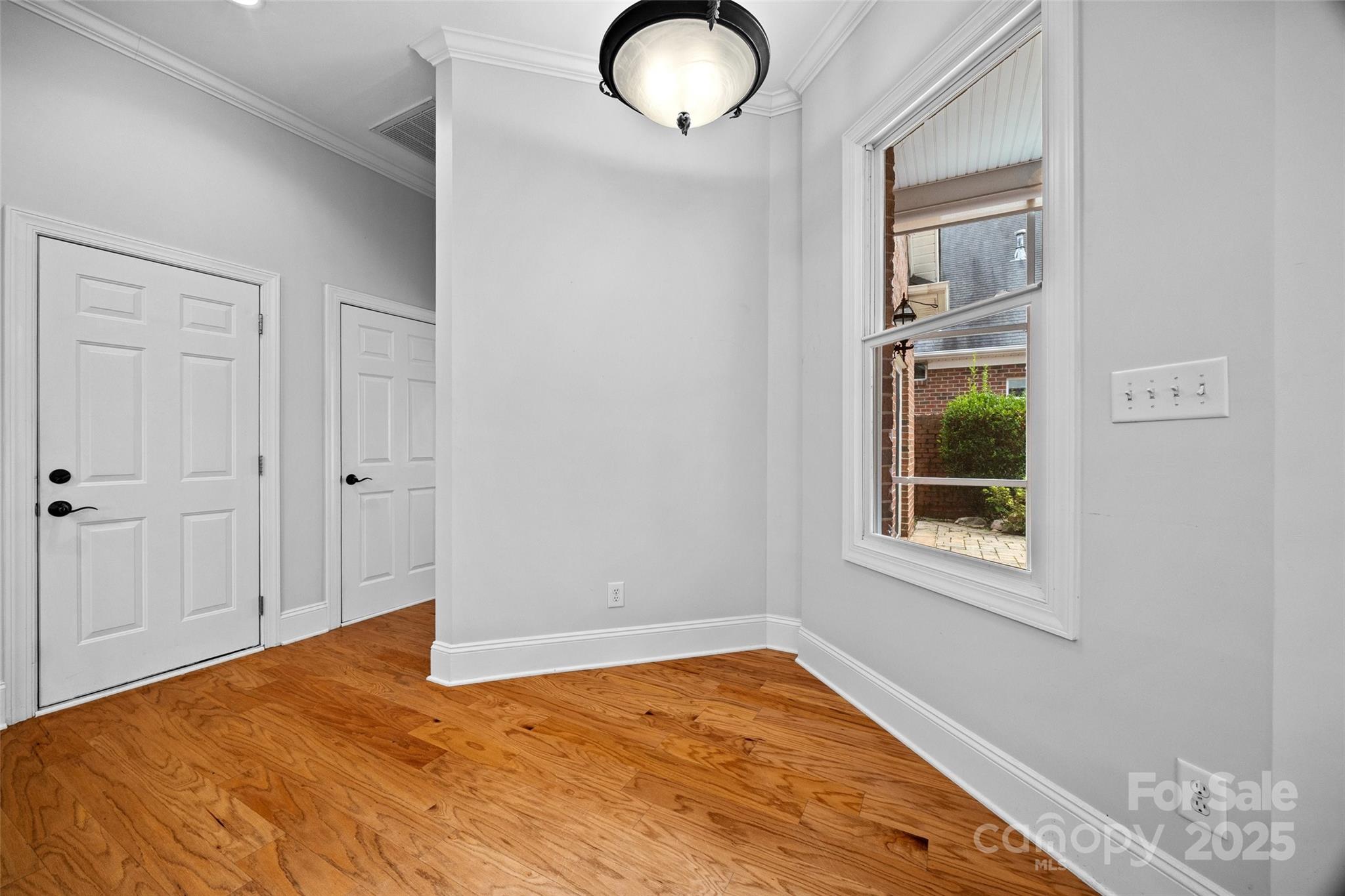 962 Blakeley Walk Property Photo 18