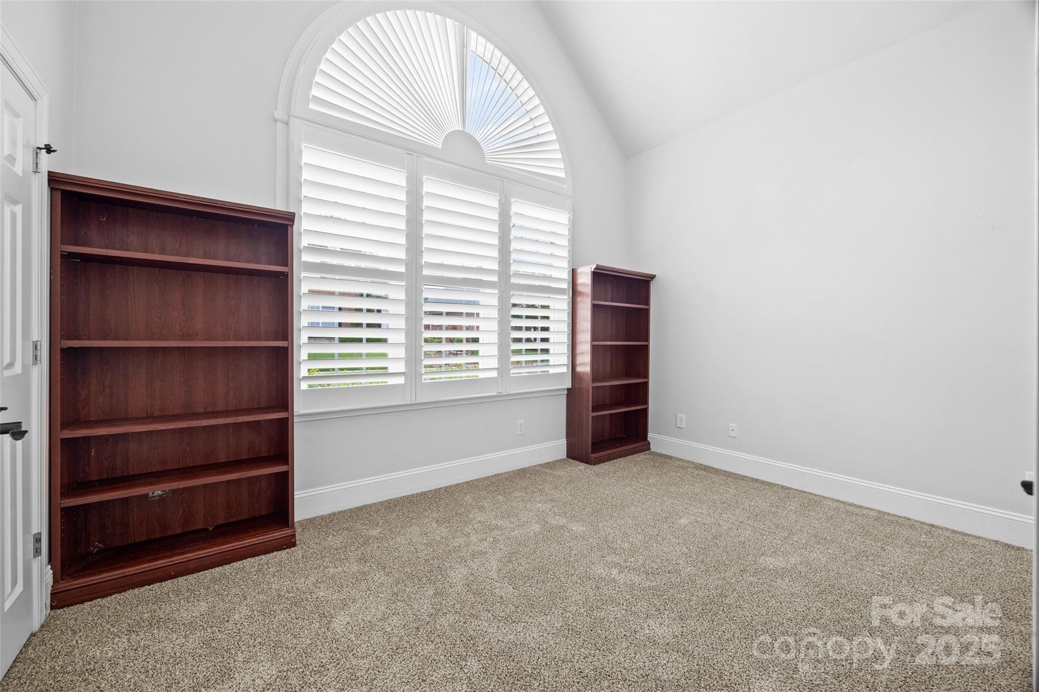 962 Blakeley Walk Property Photo 19