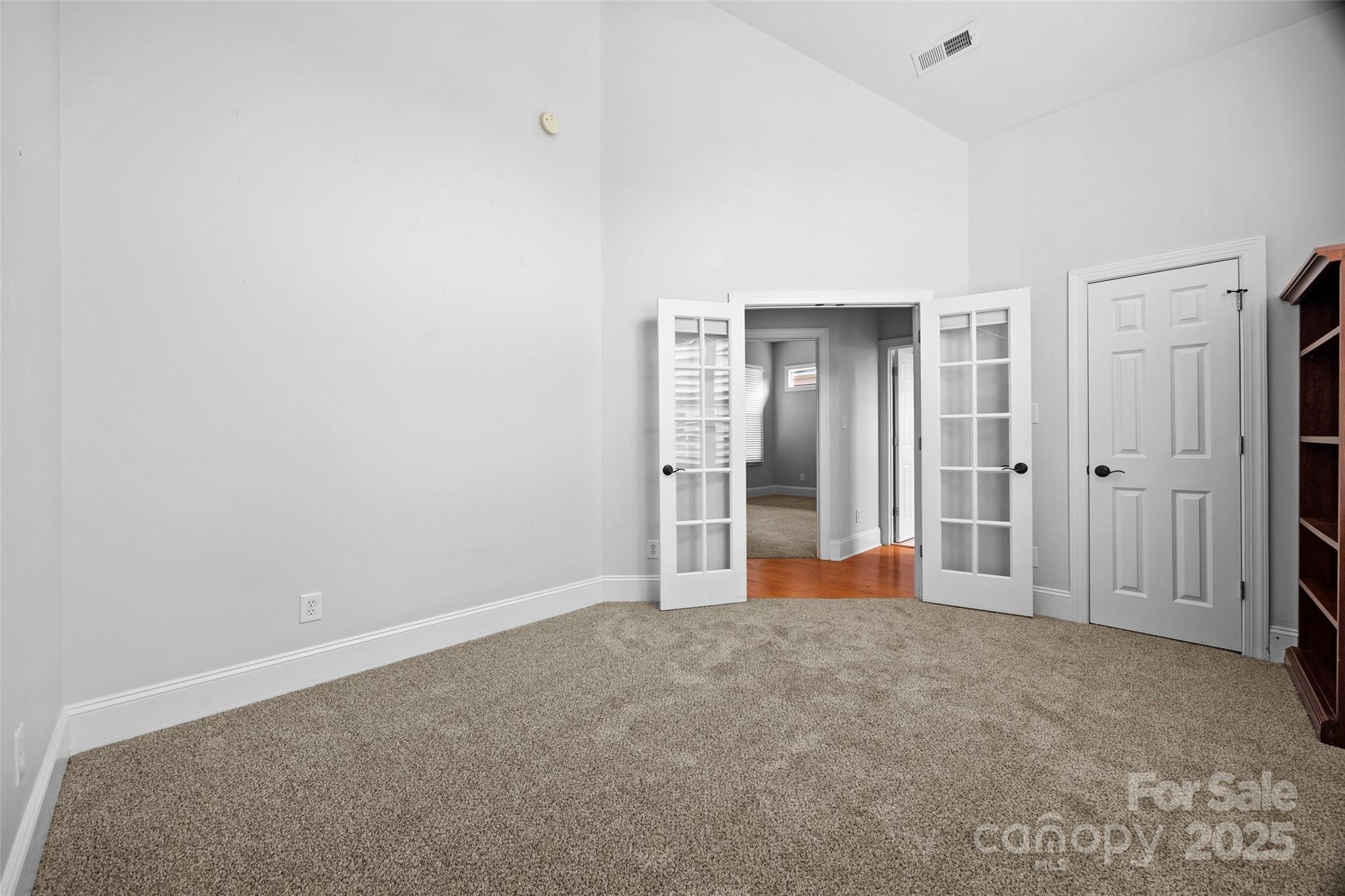 962 Blakeley Walk Property Photo 20