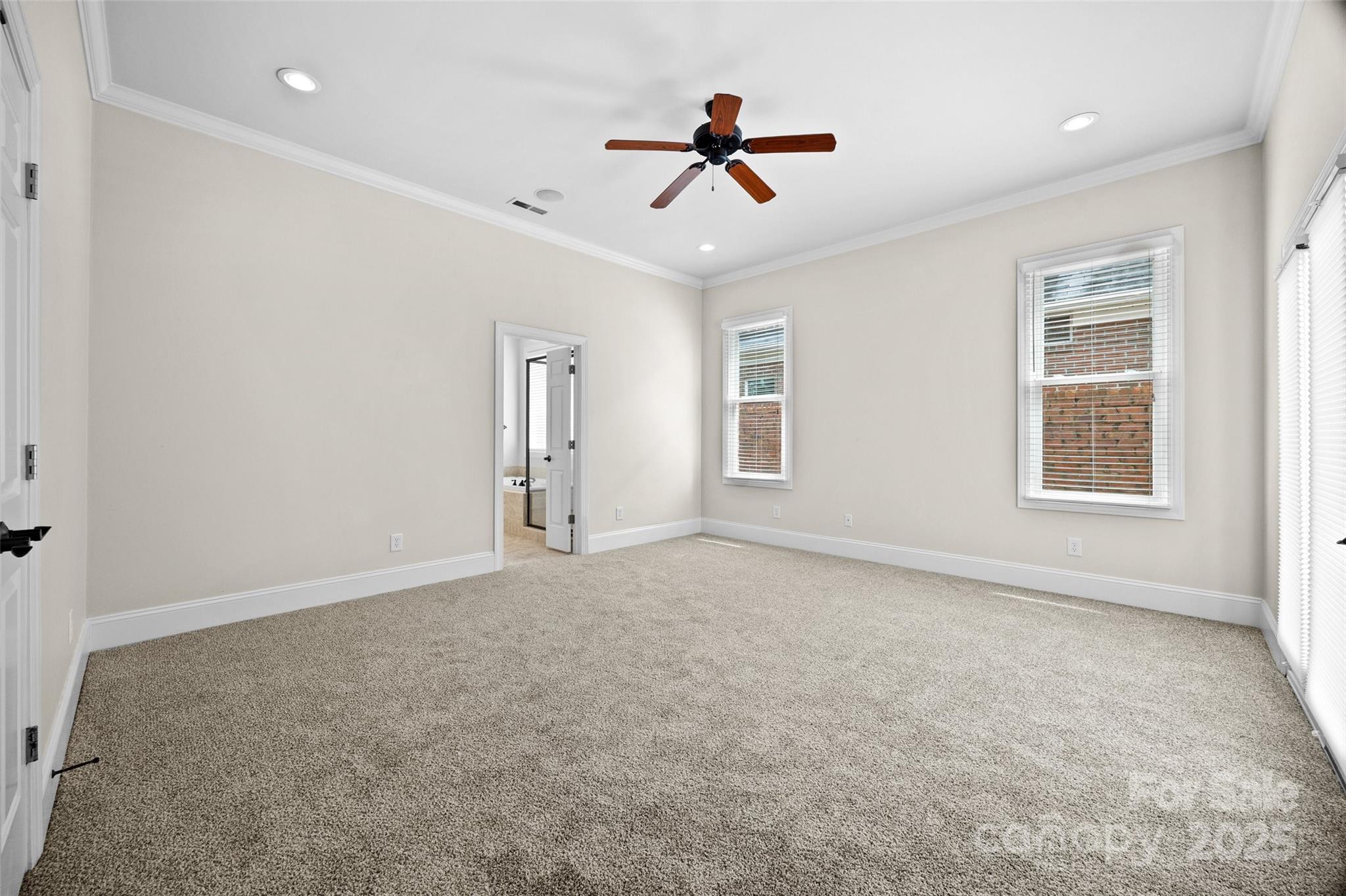 962 Blakeley Walk Property Photo 24