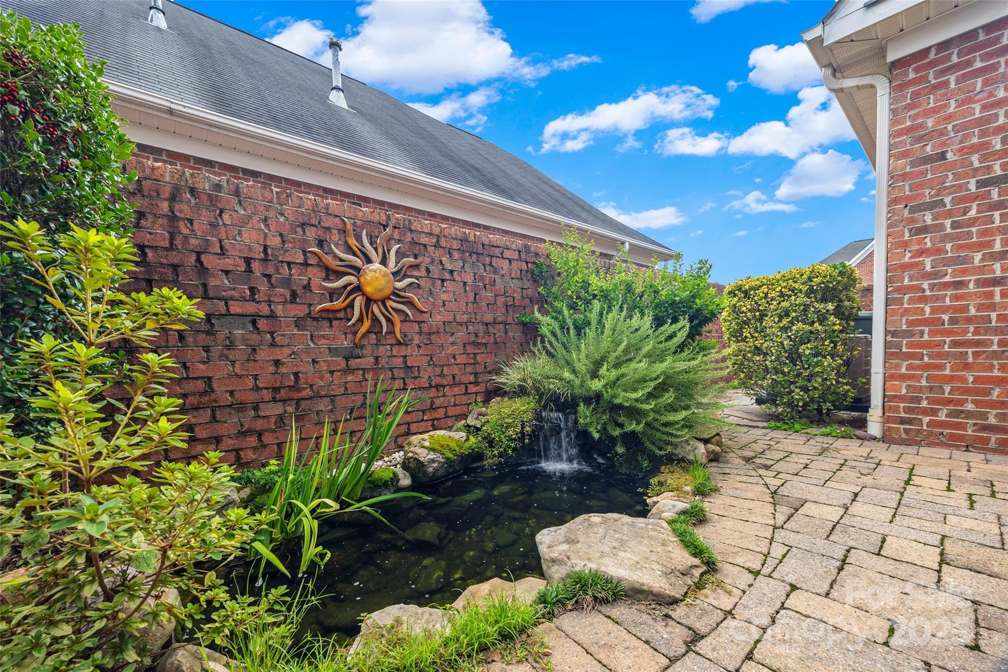 962 Blakeley Walk Property Photo 36