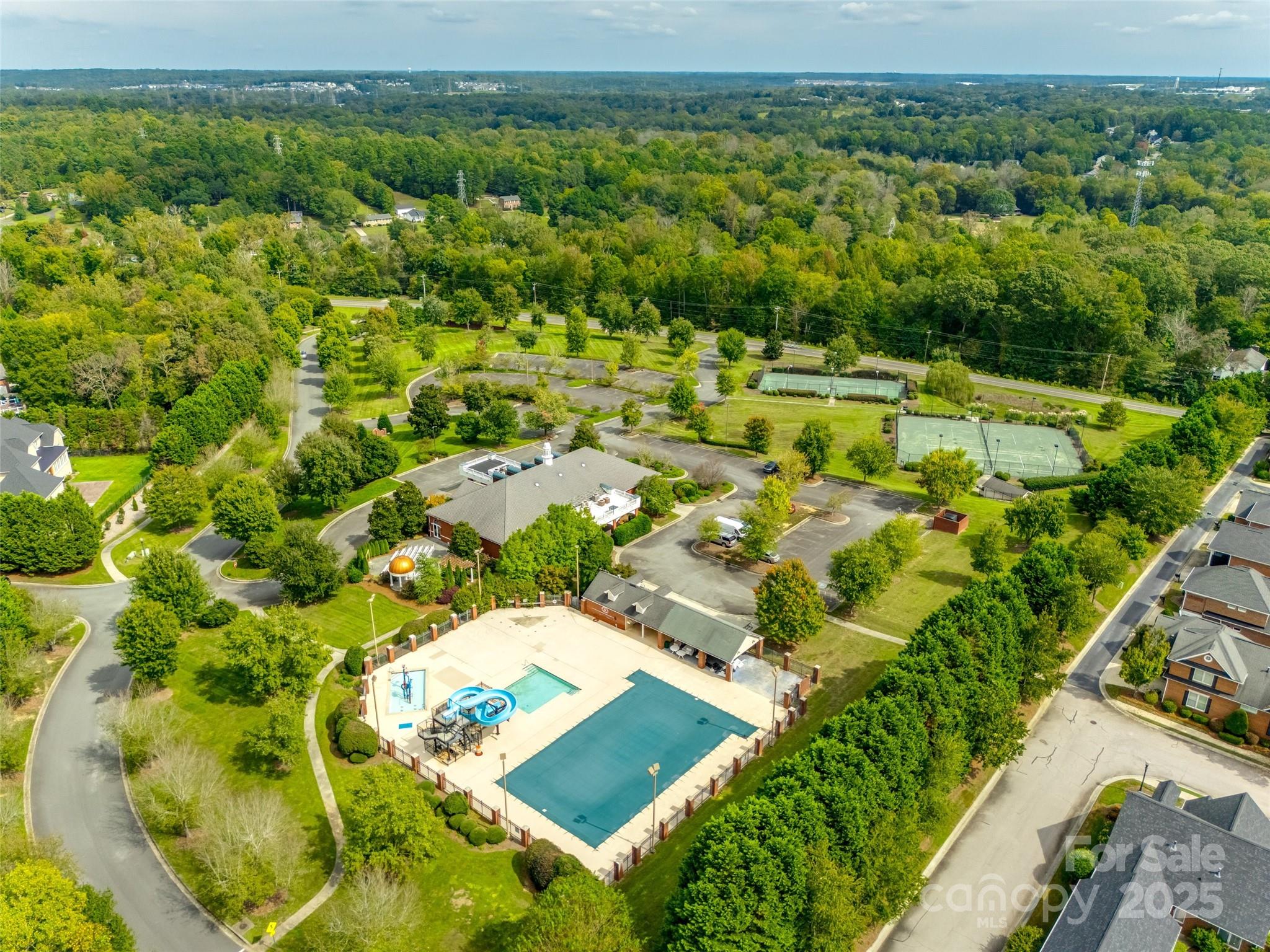 962 Blakeley Walk Property Photo 44