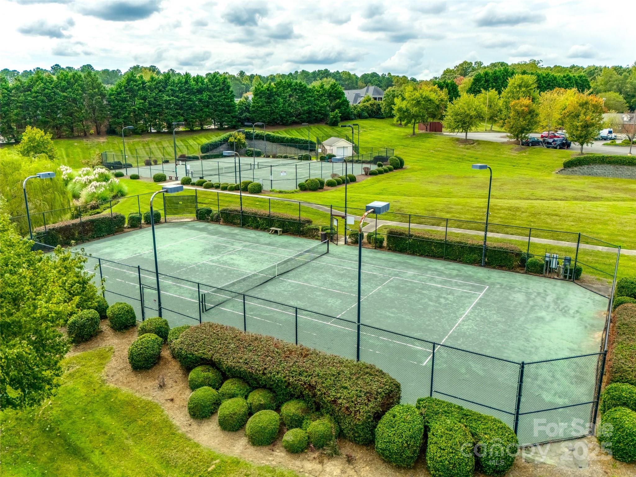 962 Blakeley Walk Property Photo 48