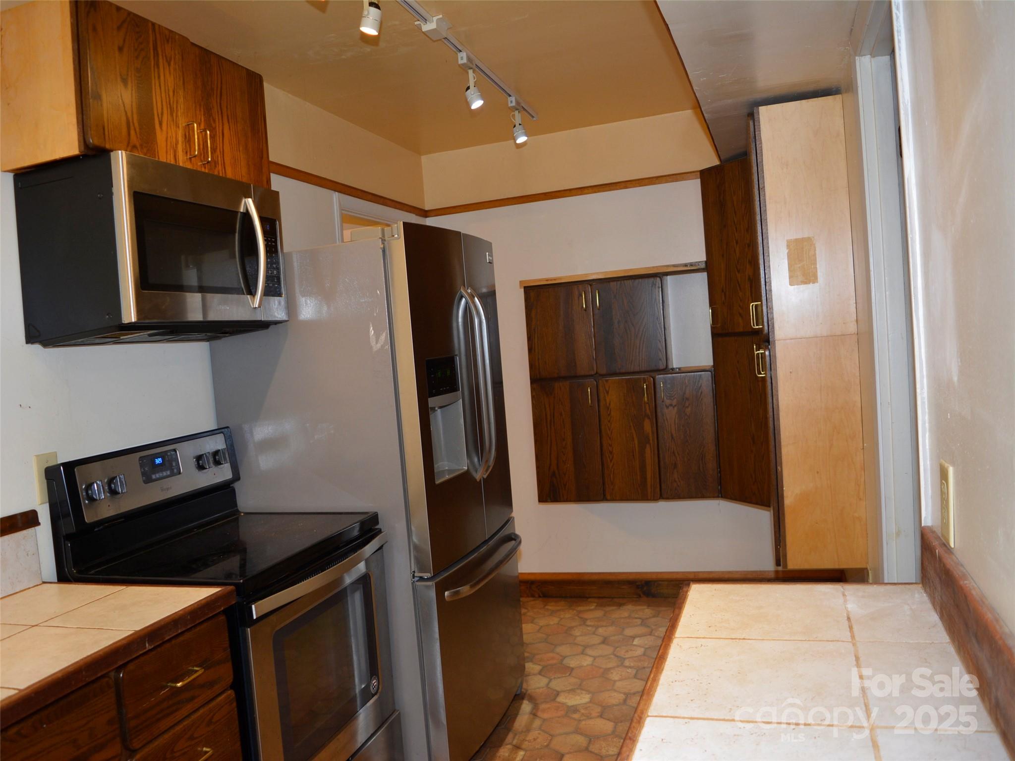 44 & 54 Legacy Lane Property Photo 34