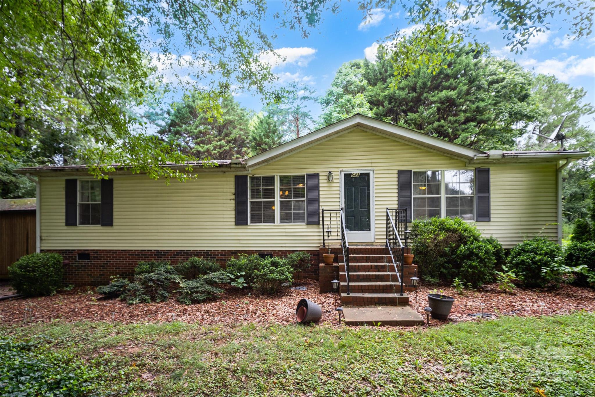 643 Lowland Dairy Road