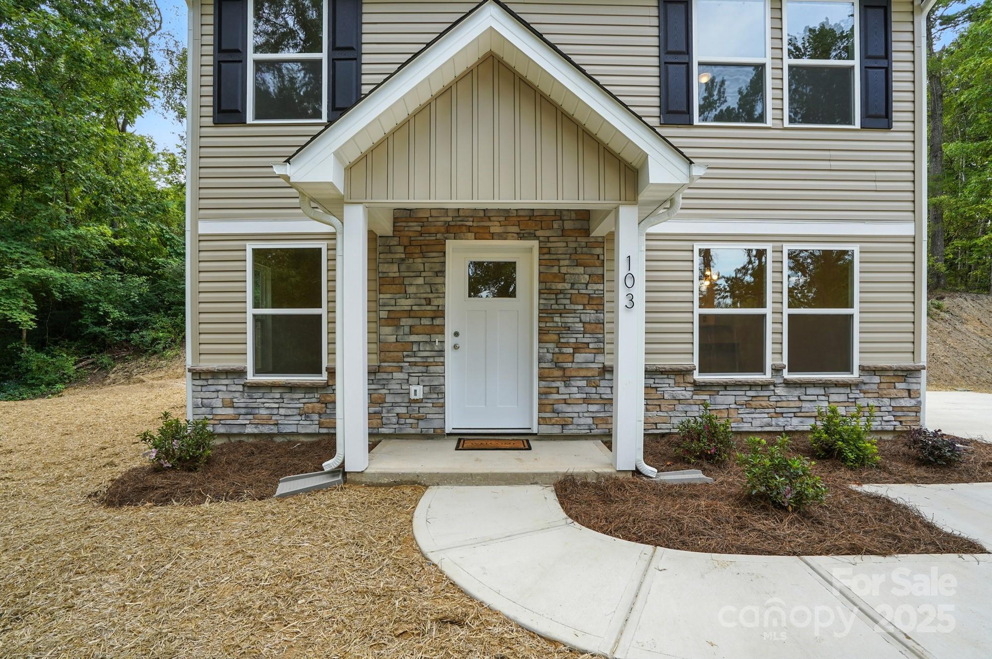 103 Wilson Street Property Photo 2