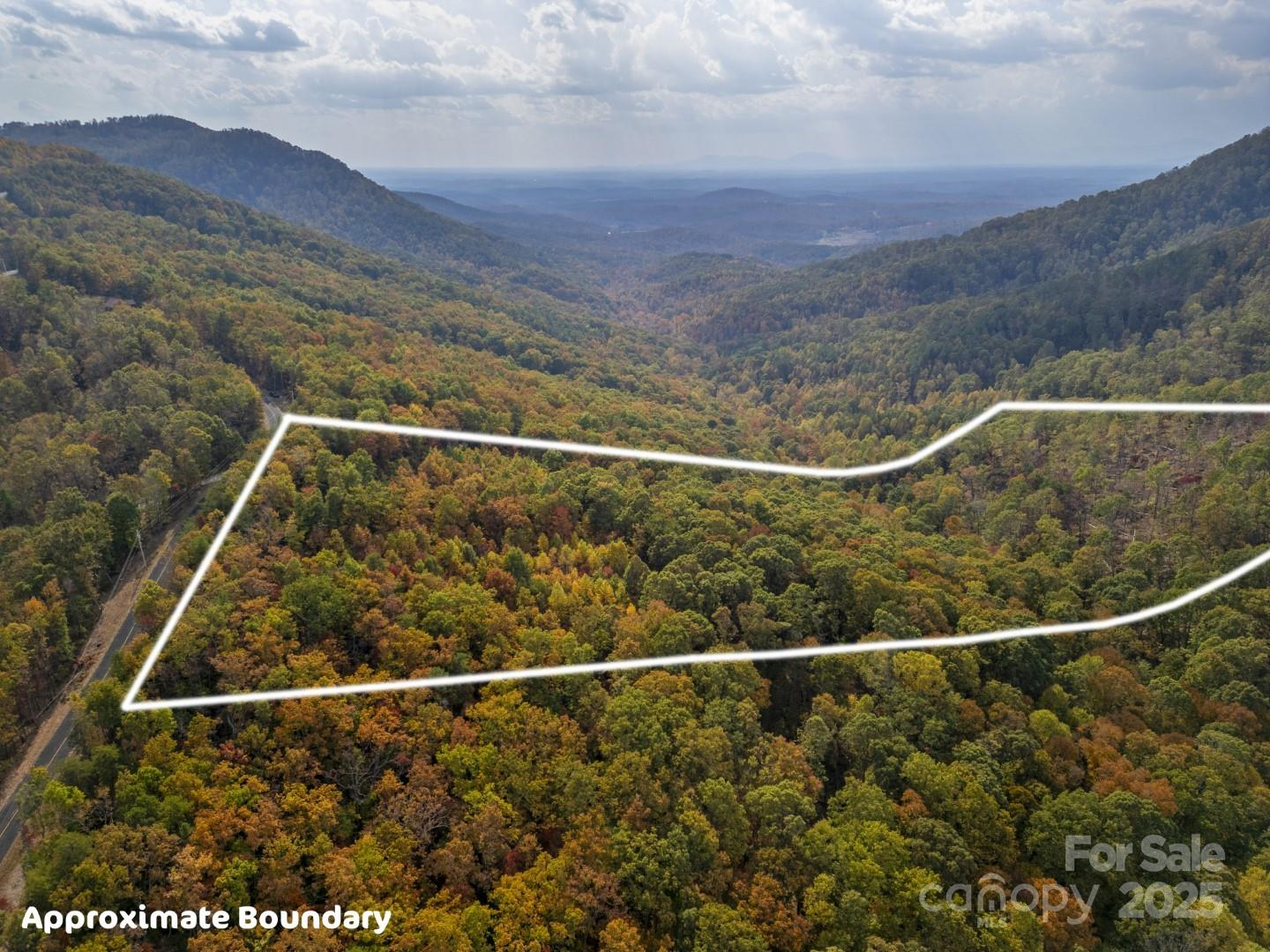 30 Mountain Lookout Drive Property Photo 8