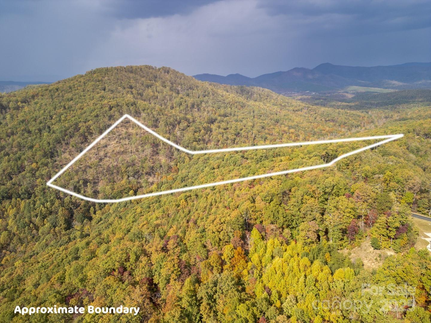 30 Mountain Lookout Drive Property Photo 13