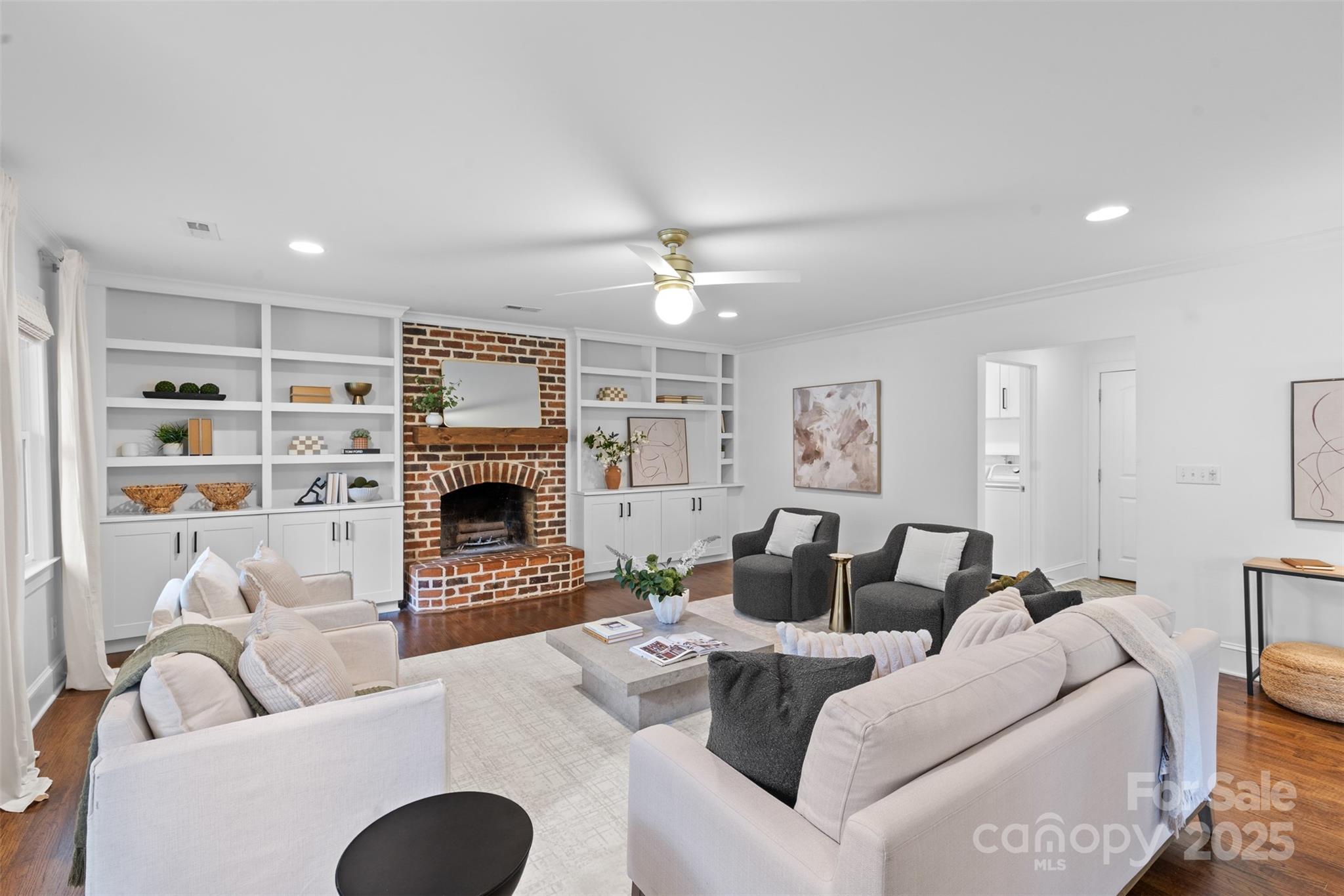 5611 Robinhood Road Property Photo 13