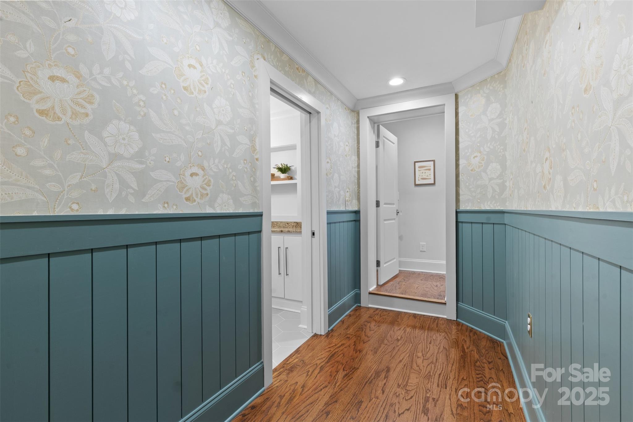 5611 Robinhood Road Property Photo 24