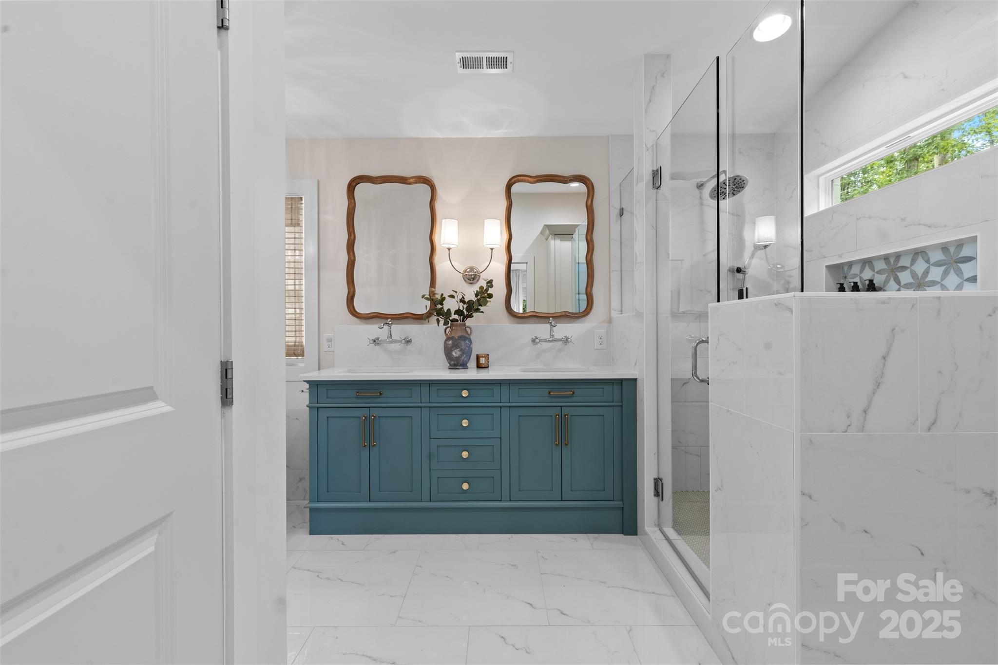 5611 Robinhood Road Property Photo 29