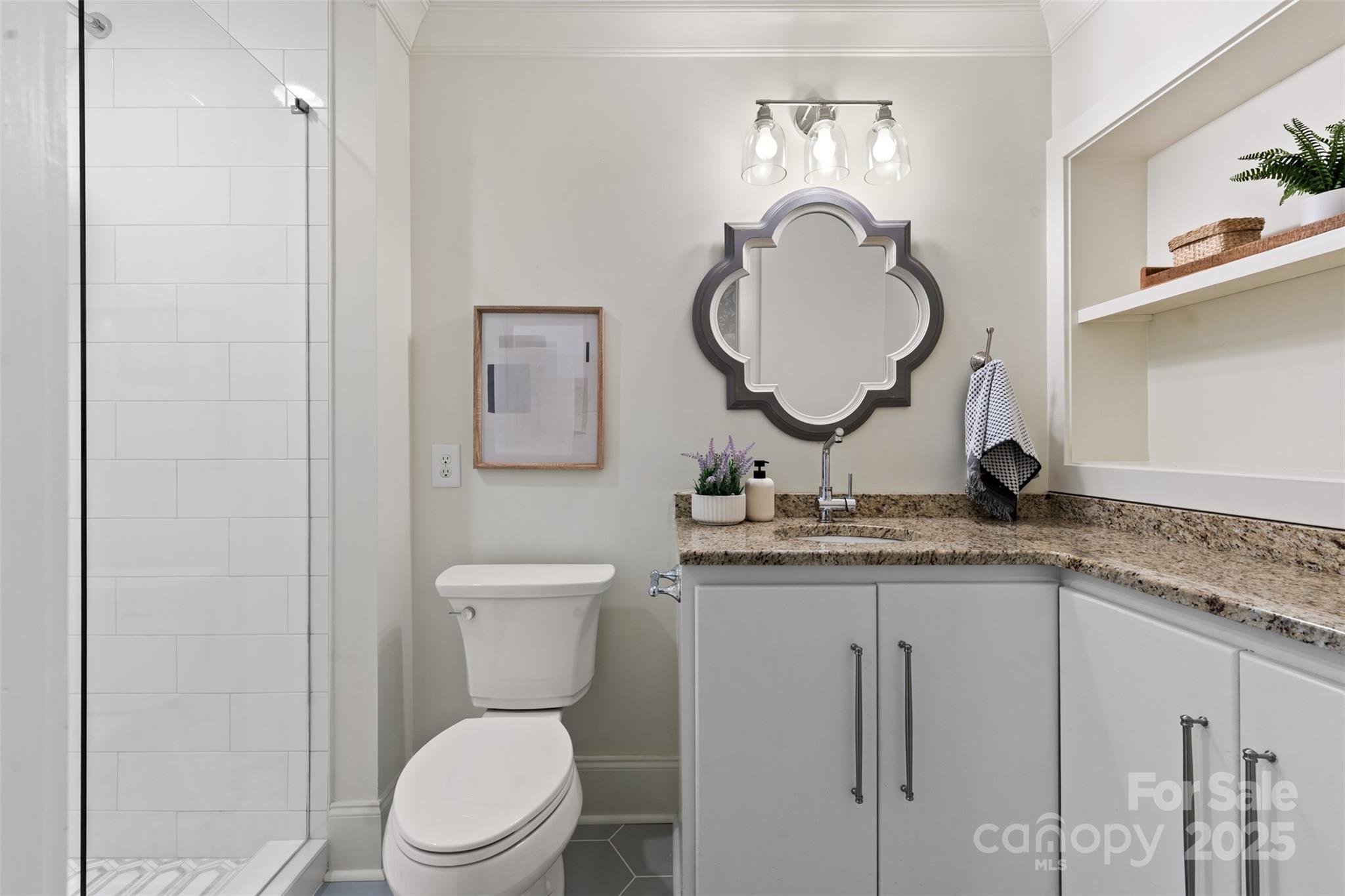 5611 Robinhood Road Property Photo 35