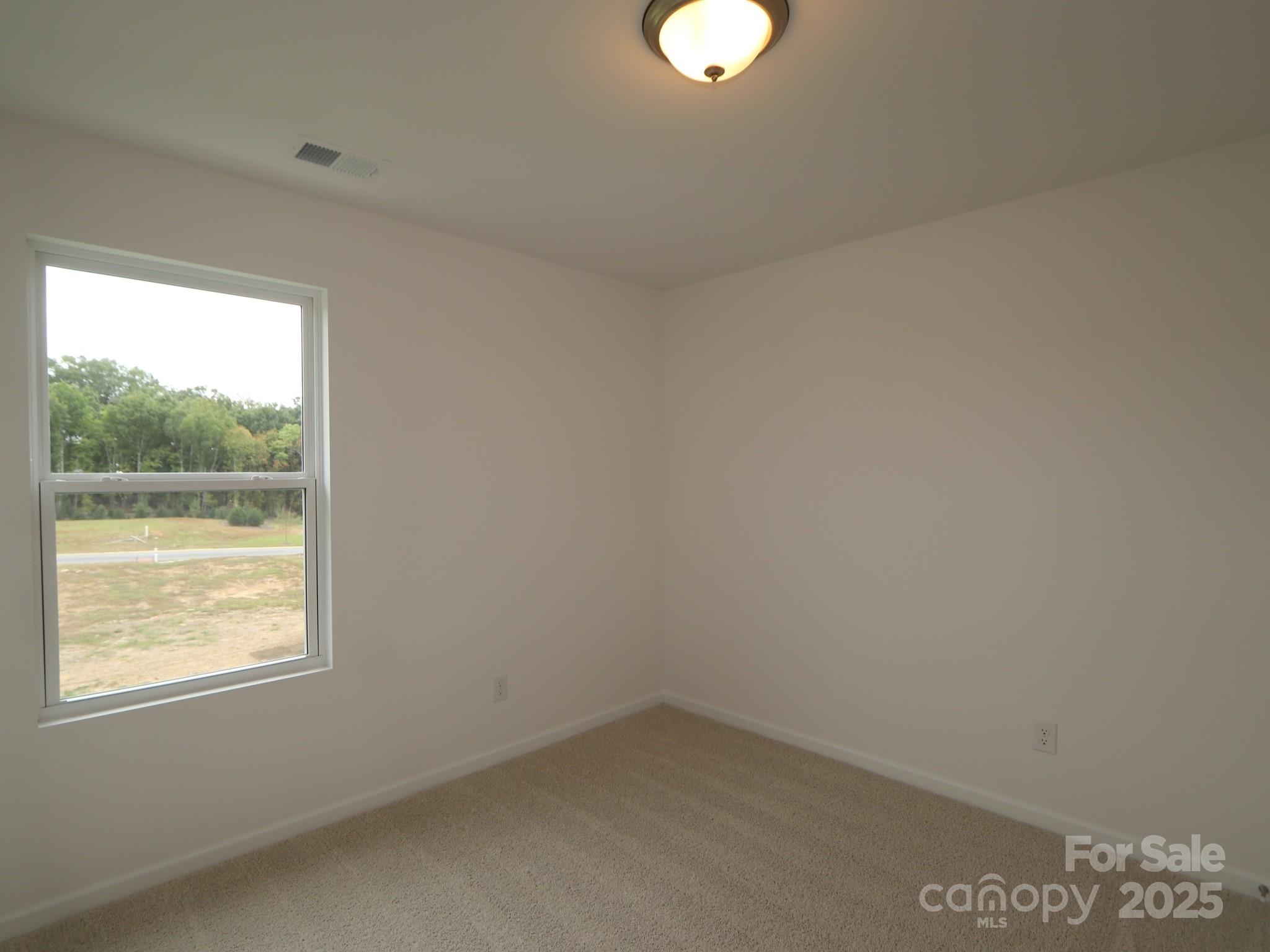 908 Barker Street Property Photo 8