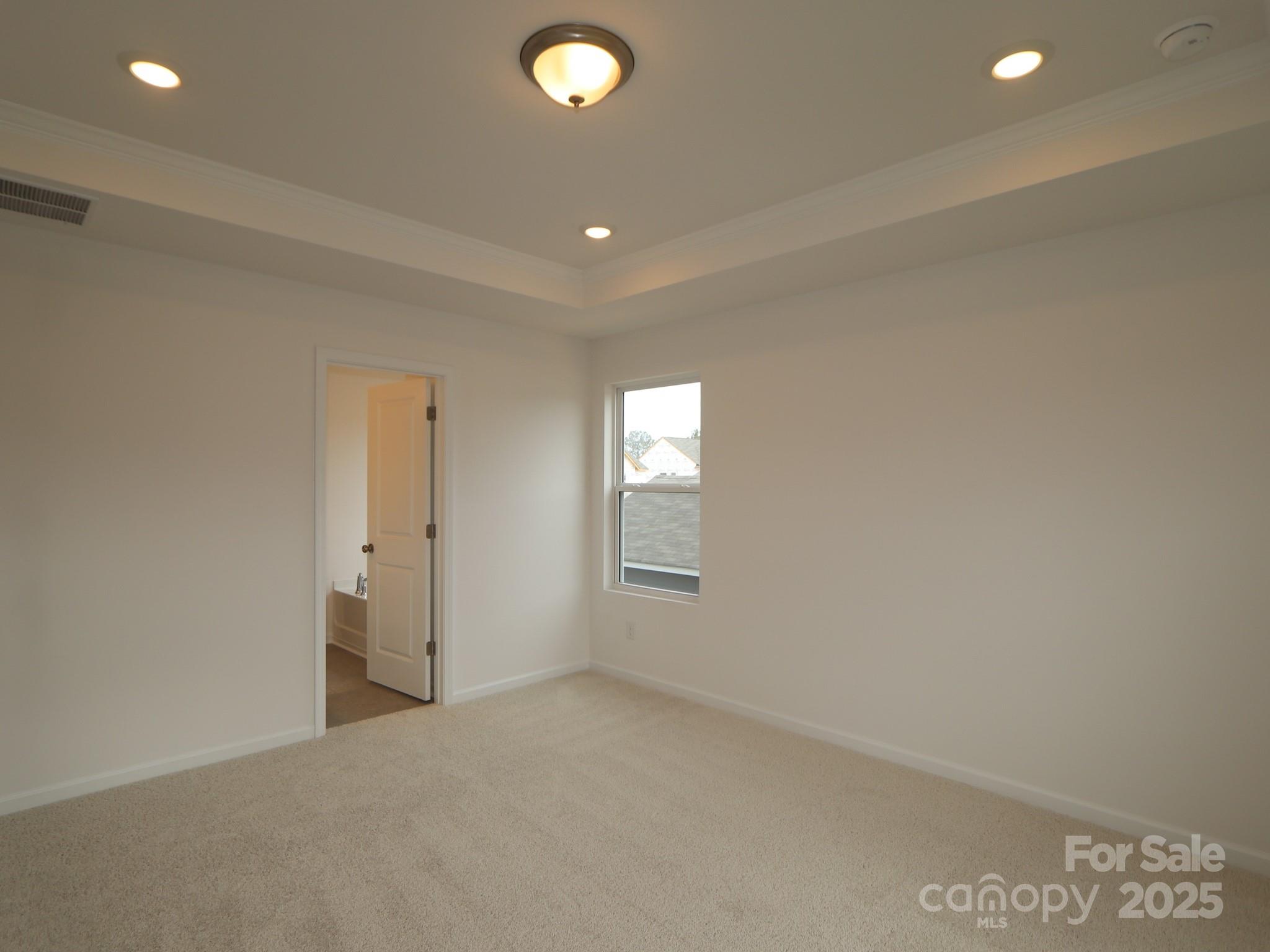 908 Barker Street Property Photo 14