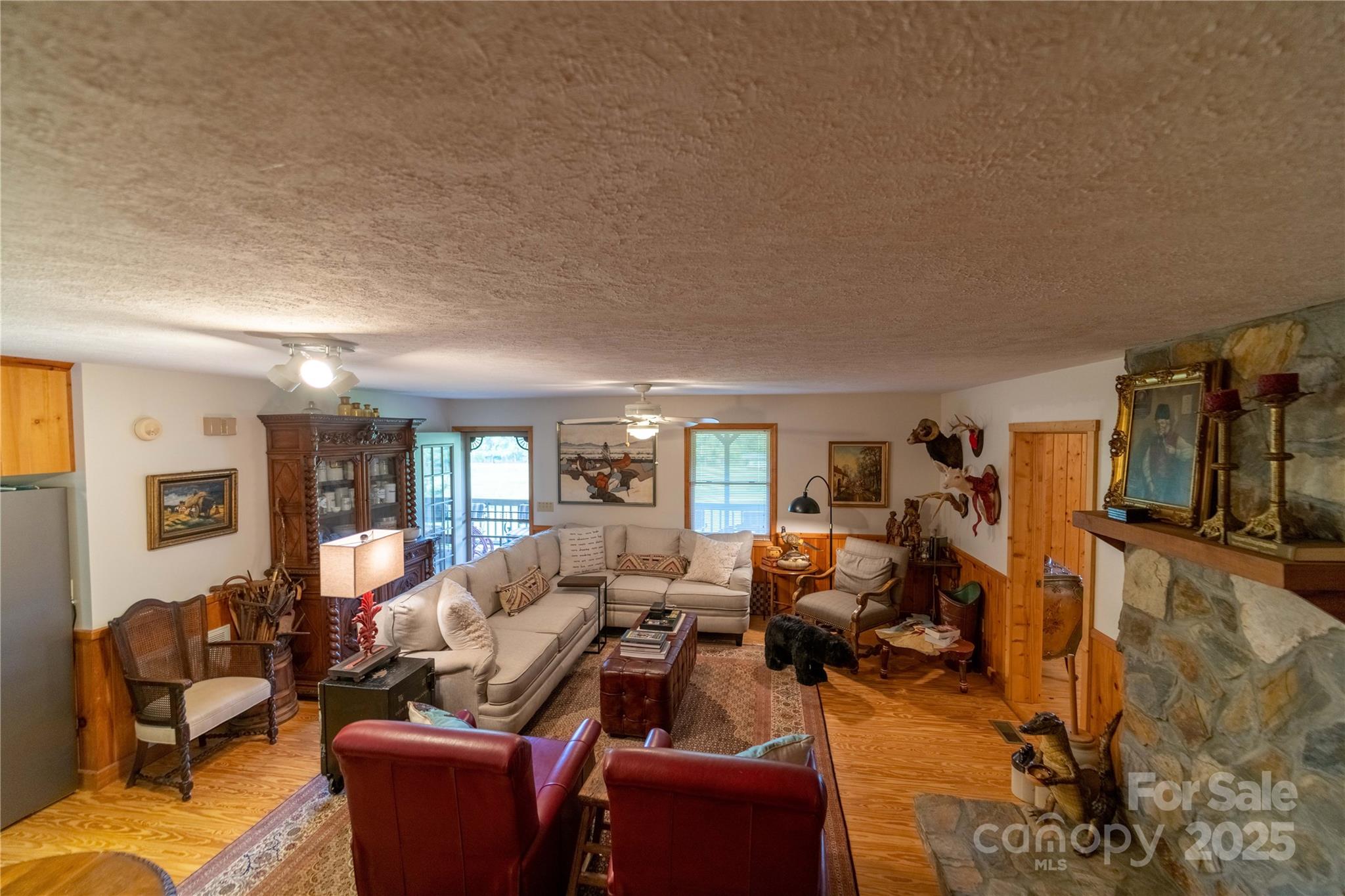 2161 River Bend Road Property Photo 5
