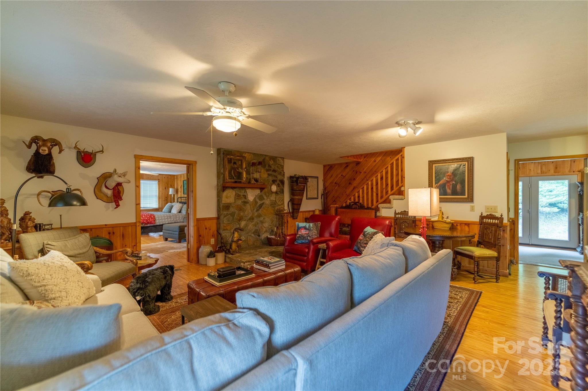 2161 River Bend Road Property Photo 8