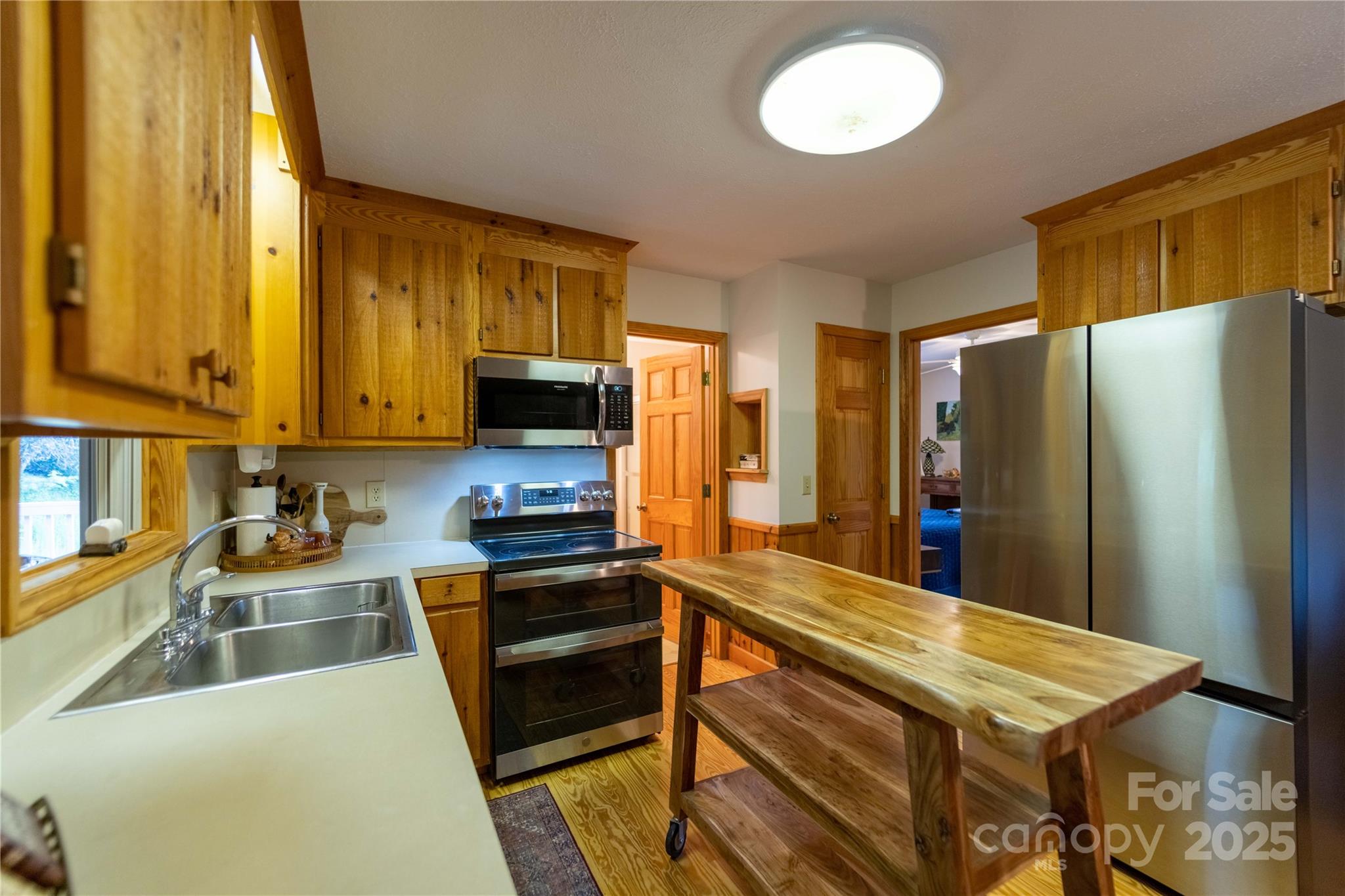 2161 River Bend Road Property Photo 10