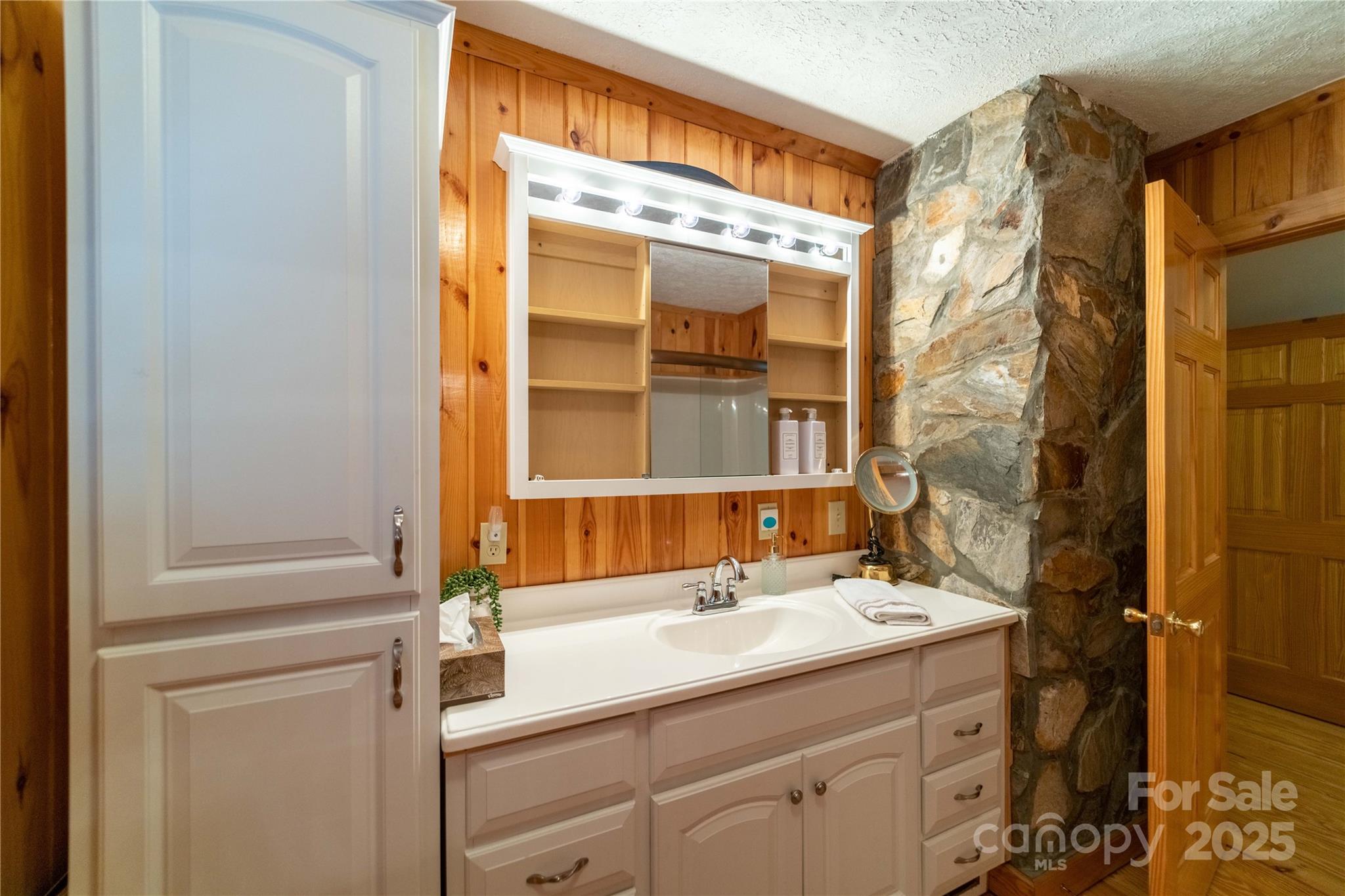 2161 River Bend Road Property Photo 23
