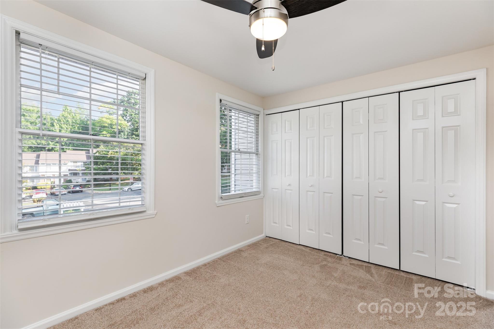 7324 Pebblestone Drive E Property Photo 16