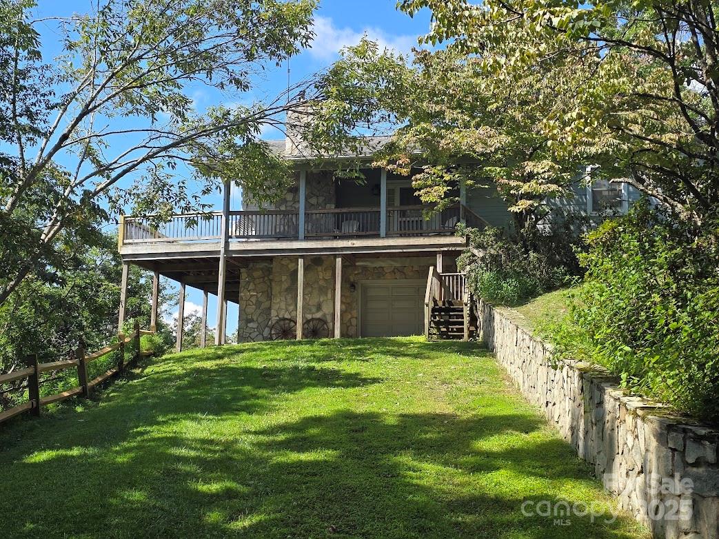 979 Wagon Road 6-8 Property Photo 1