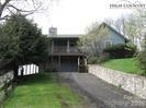 979 Wagon Road 6-8 Property Photo 6