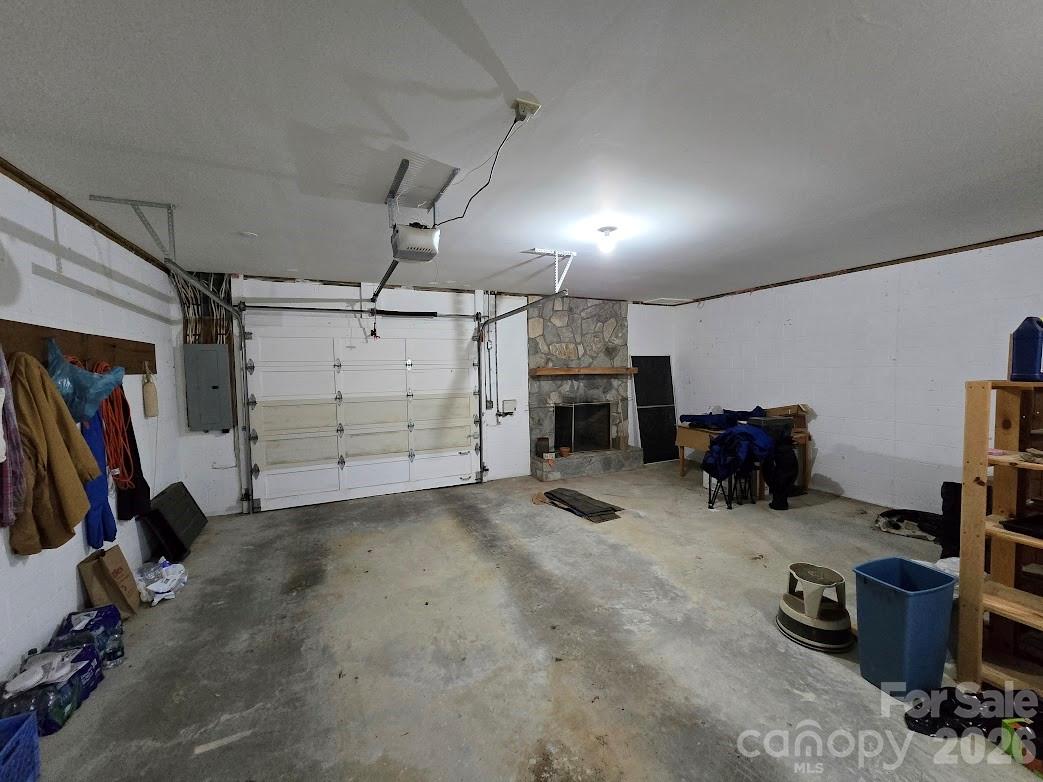 979 Wagon Road 6-8 Property Photo 36