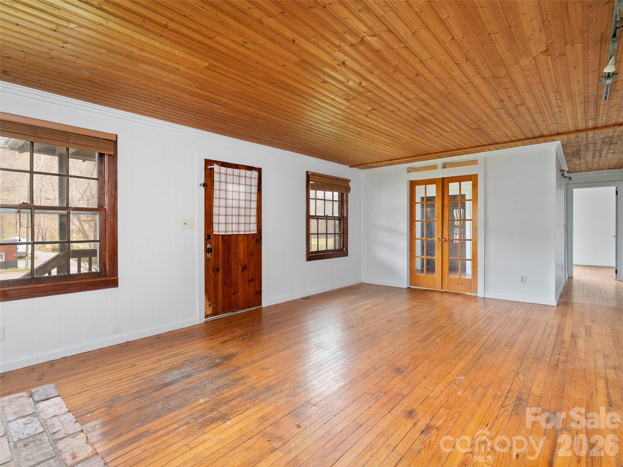 1361 & 1369 Soco Road Property Photo 3