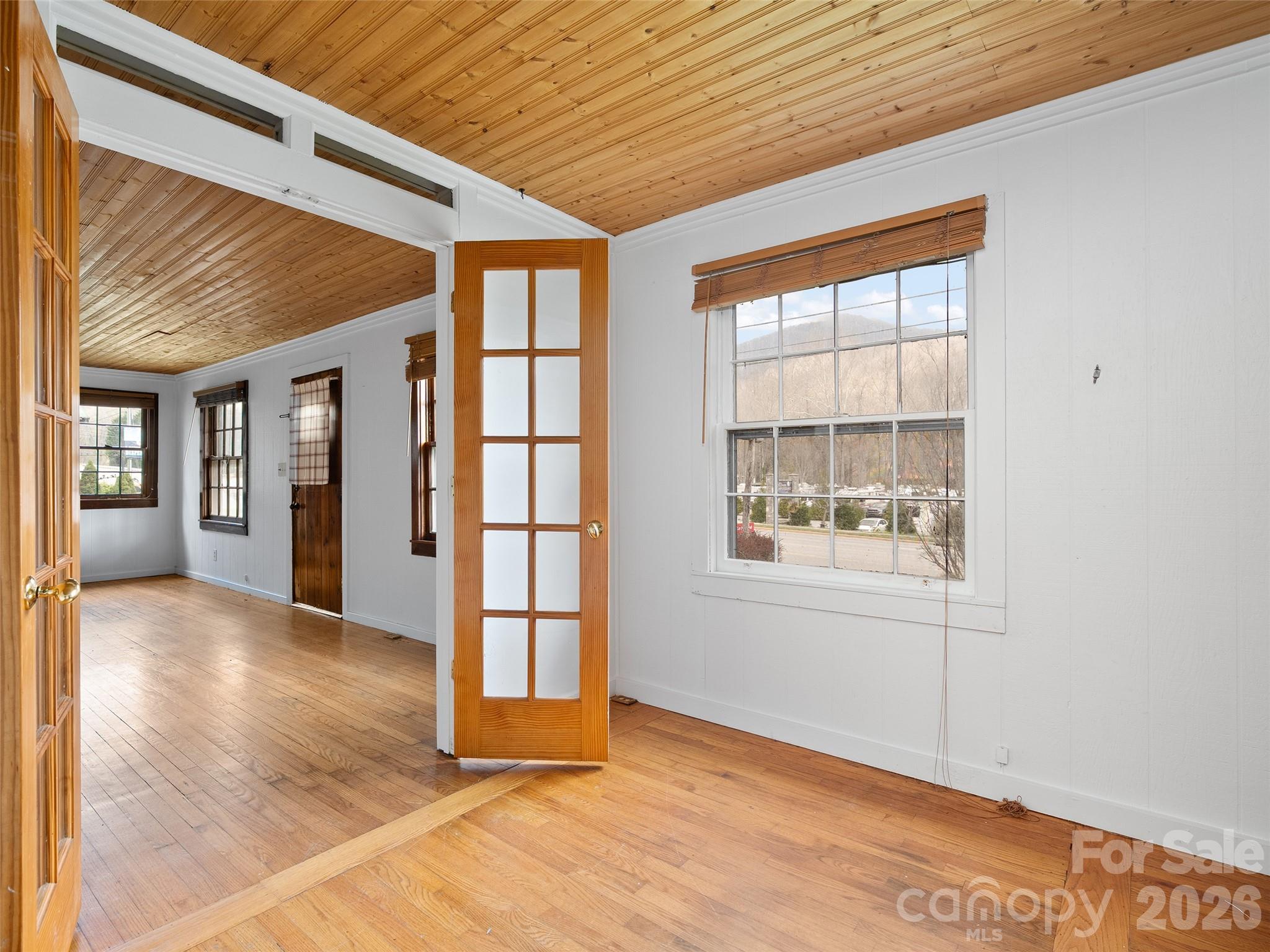1361 & 1369 Soco Road Property Photo 4