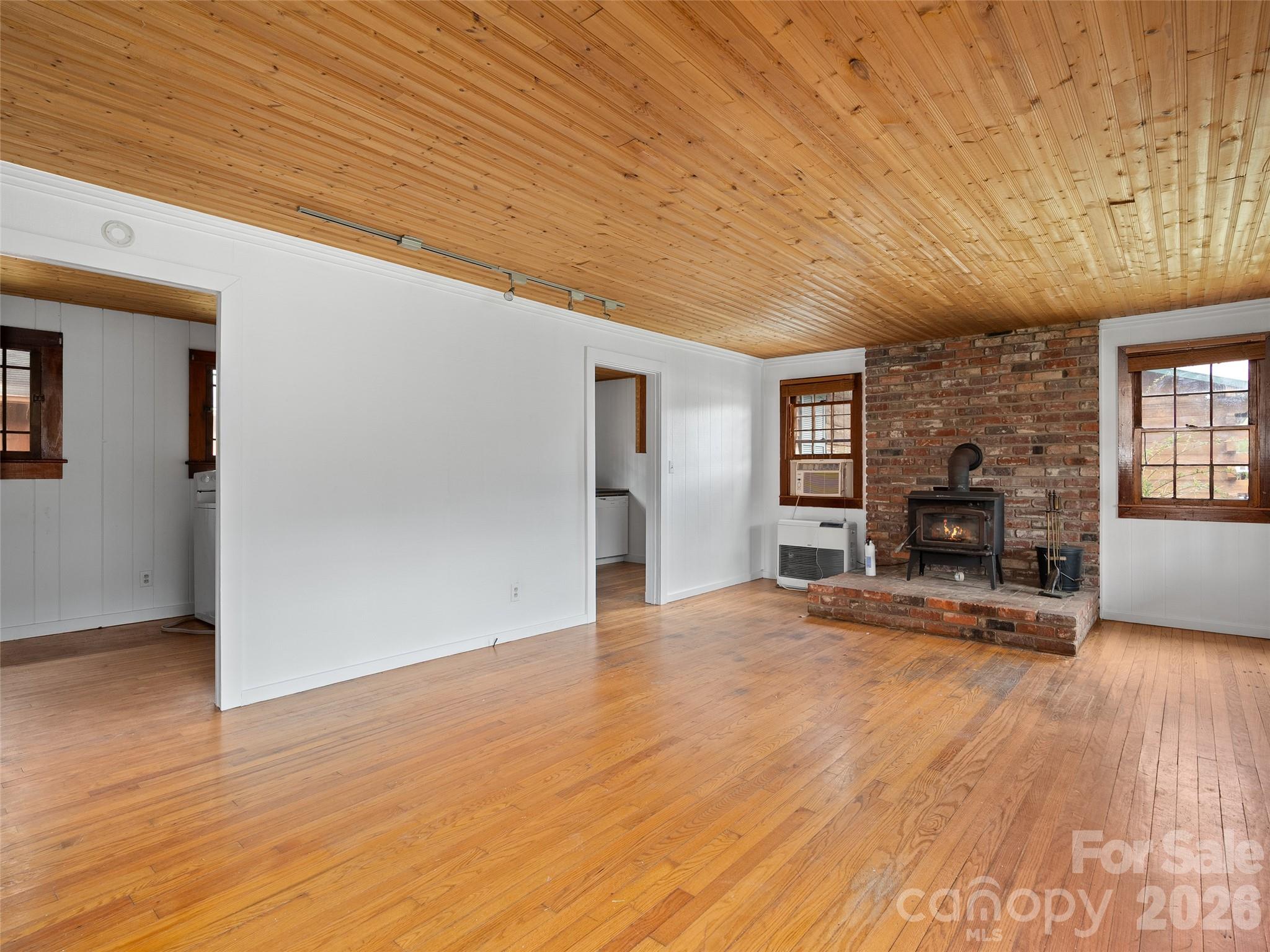 1361 & 1369 Soco Road Property Photo 6