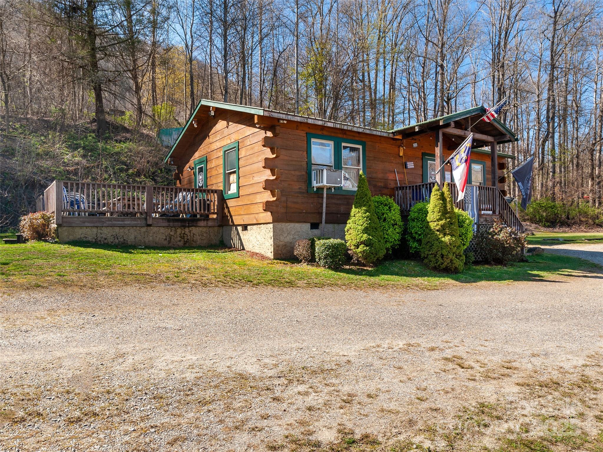 1361 & 1369 Soco Road Property Photo 14