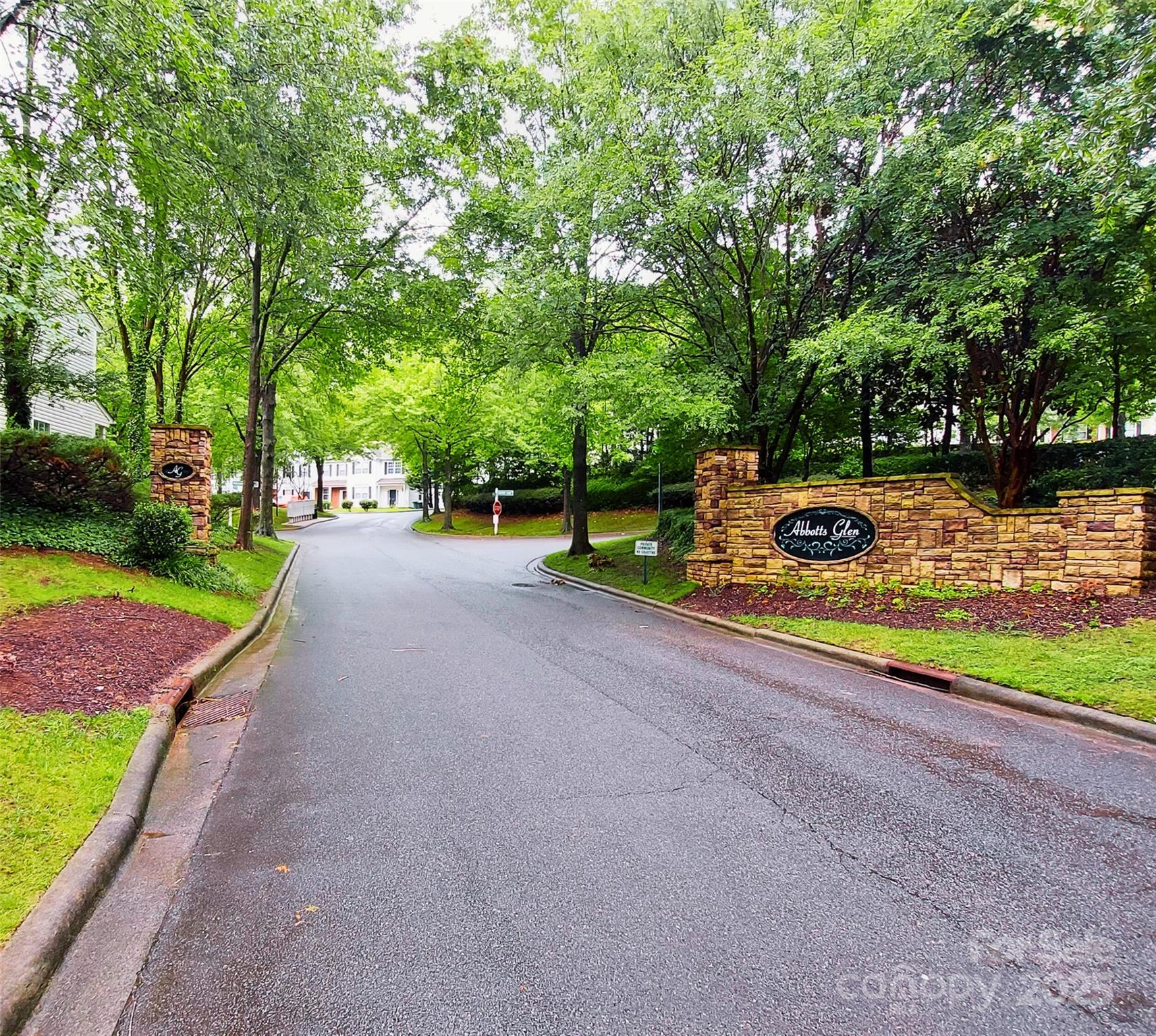 2184 Winthrop Chase Drive