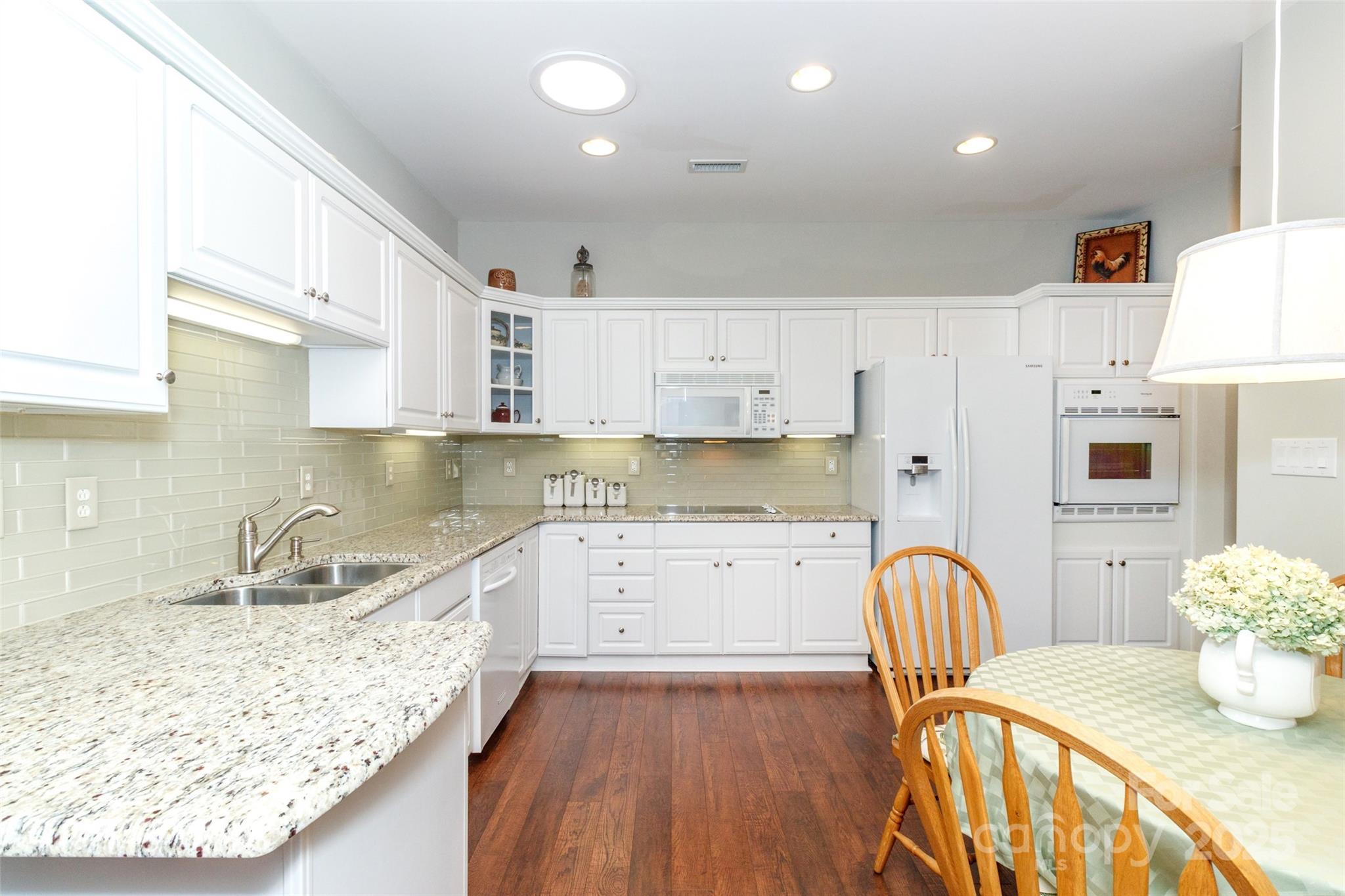 8311 Olde Troon Drive Property Photo 7