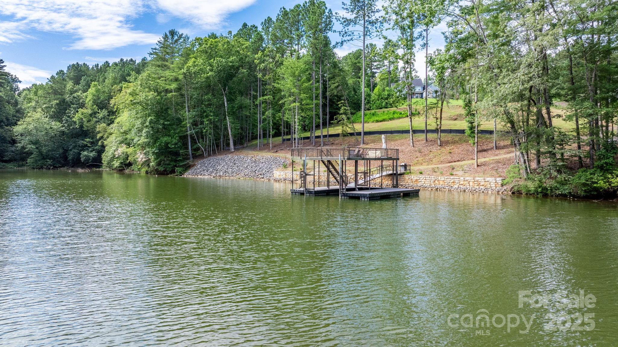 1408 Lake Vista Drive 11/12 Property Photo 19