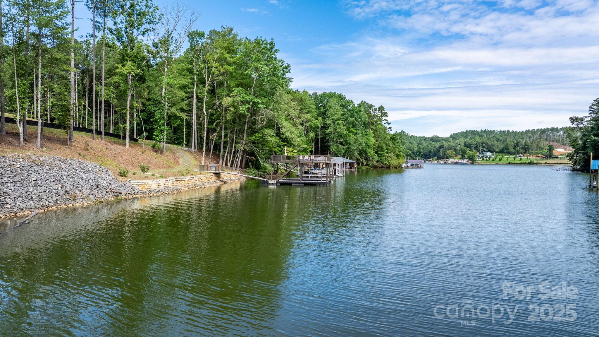 1408 Lake Vista Drive 11/12 Property Photo 21