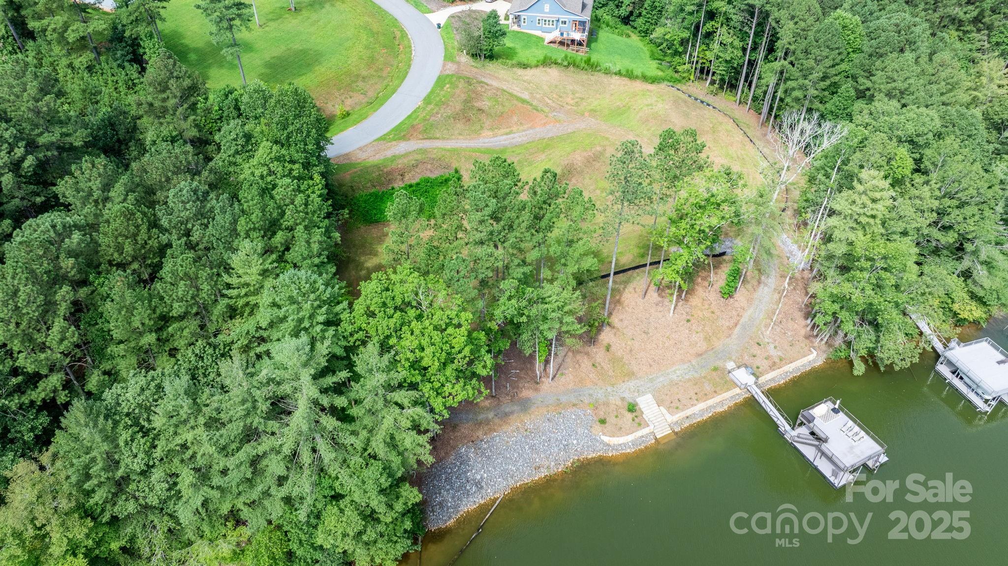 1408 Lake Vista Drive 11/12 Property Photo 24