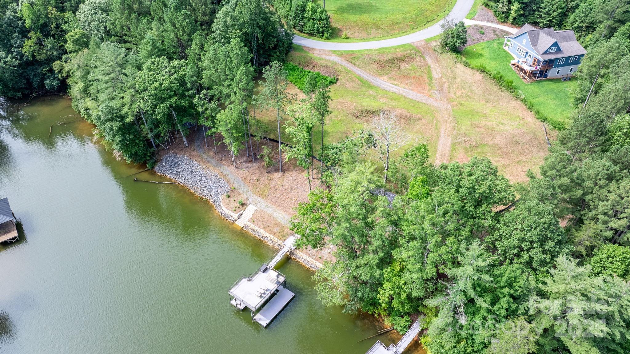 1408 Lake Vista Drive 11/12 Property Photo 26