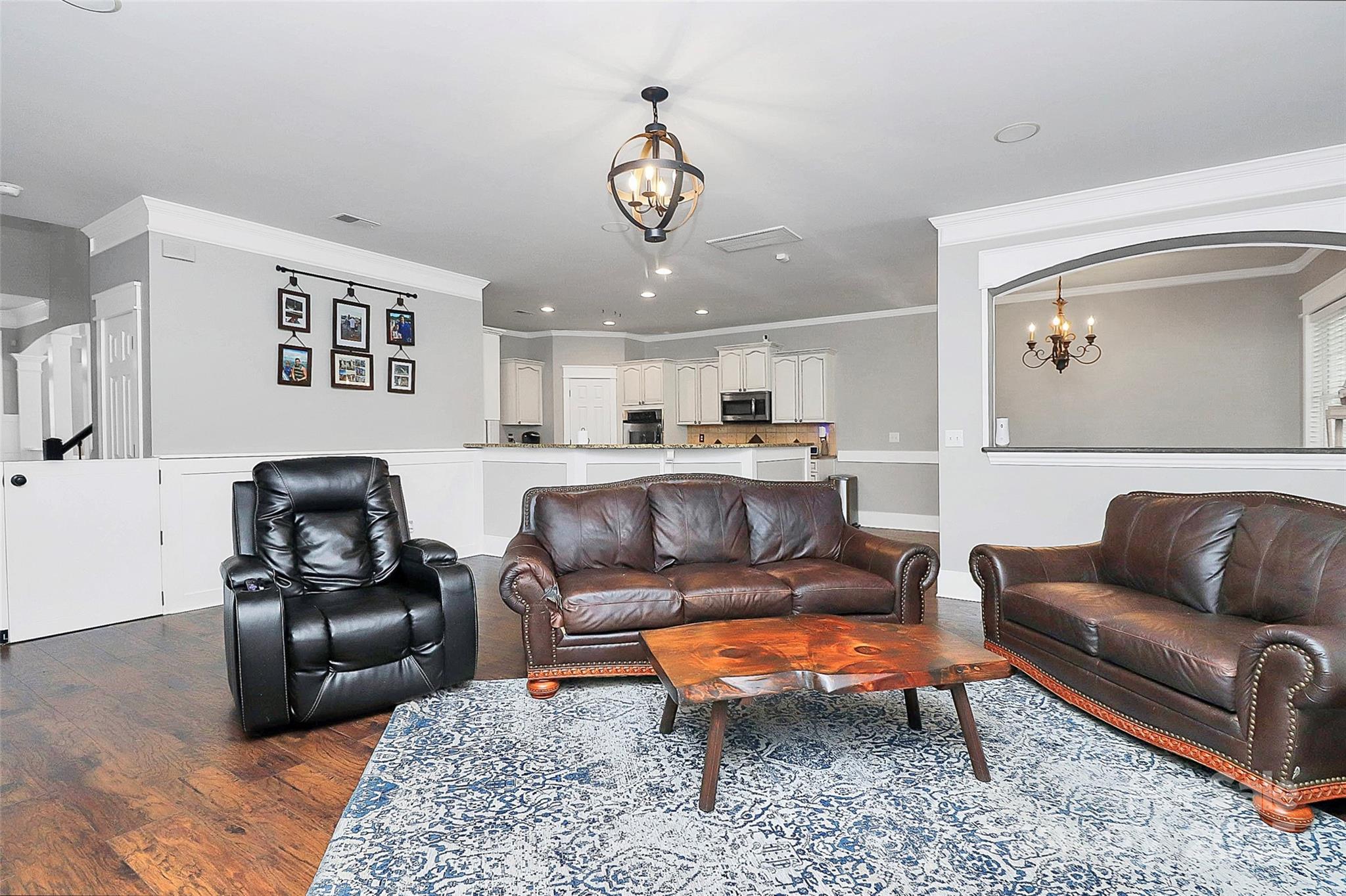 119 Middleton Place 184 Property Photo 9