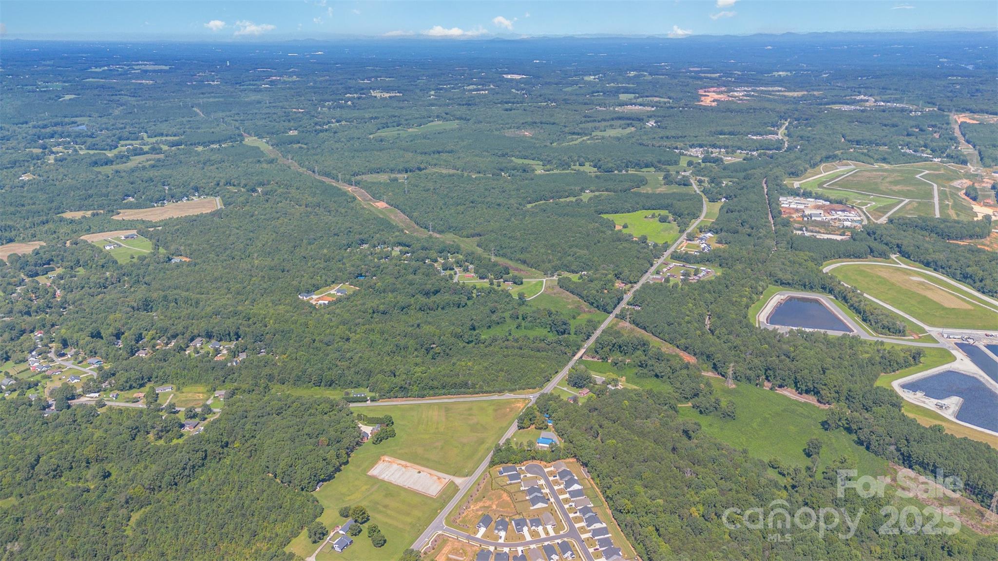 000 Slanting Bridge Road Property Photo 8