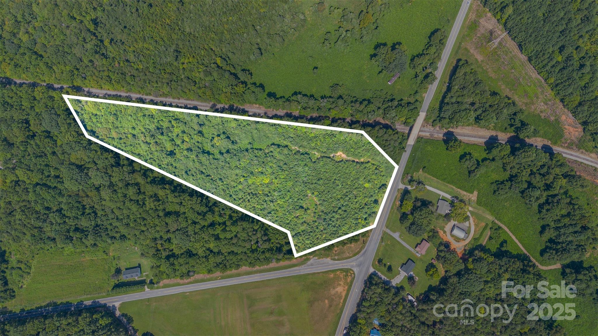000 Slanting Bridge Road Property Photo 10