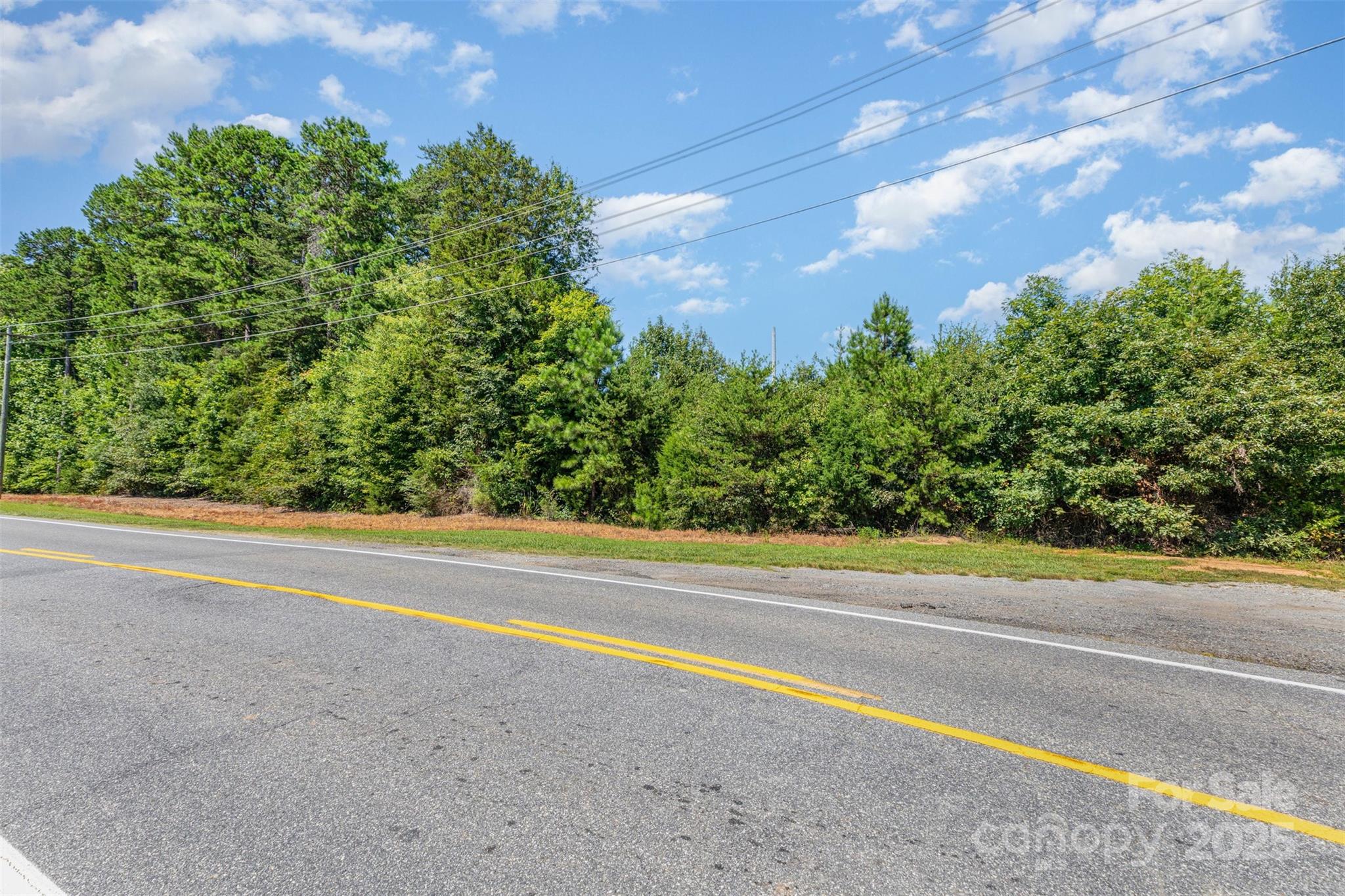 000 Slanting Bridge Road Property Photo 12