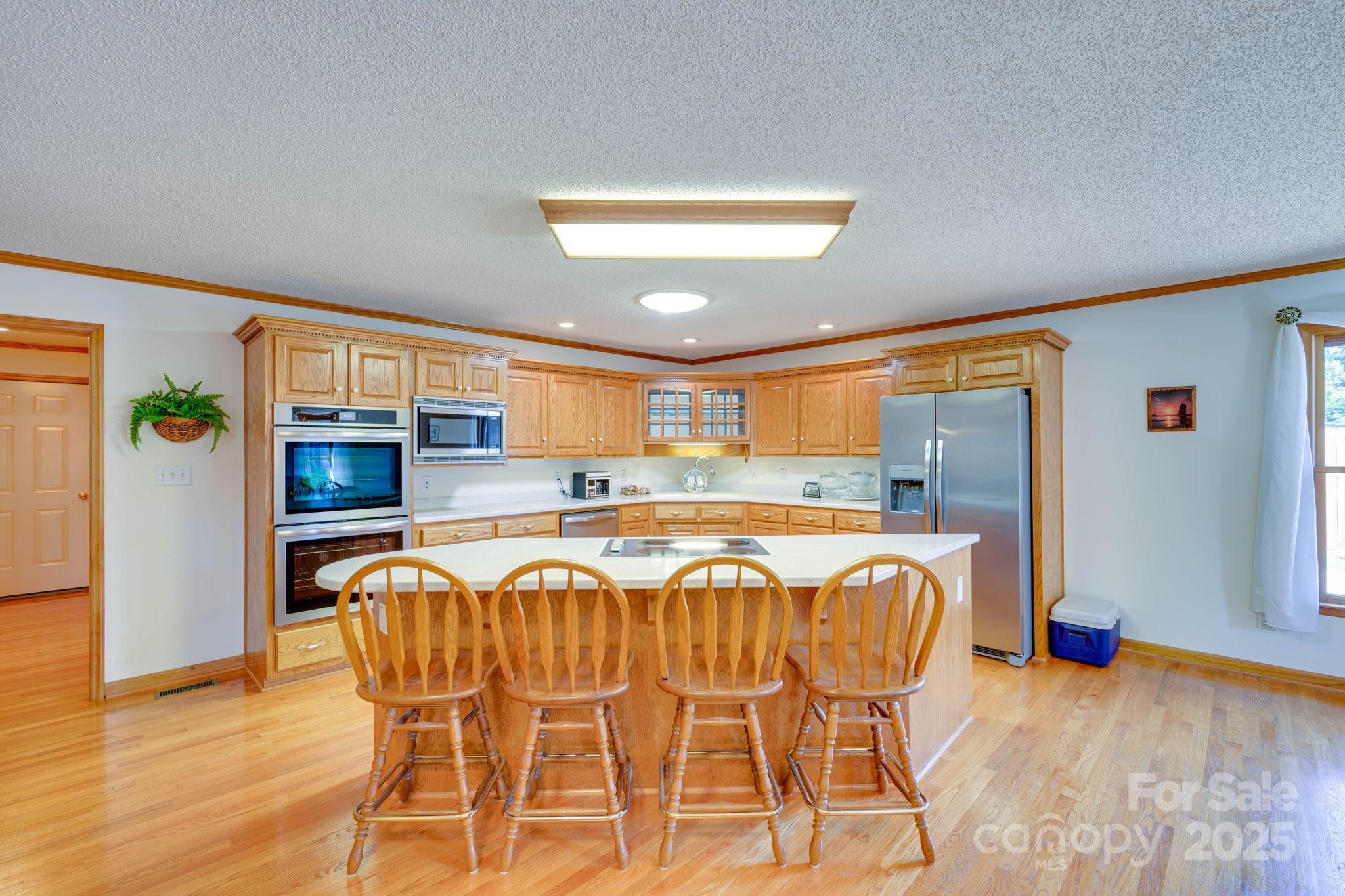 3132 Fox Den Circle Property Photo 12