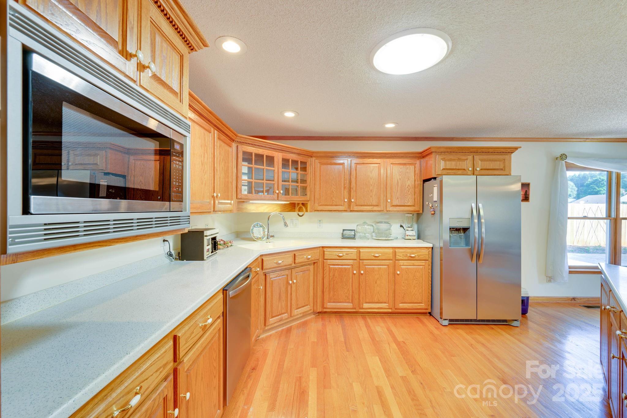3132 Fox Den Circle Property Photo 13