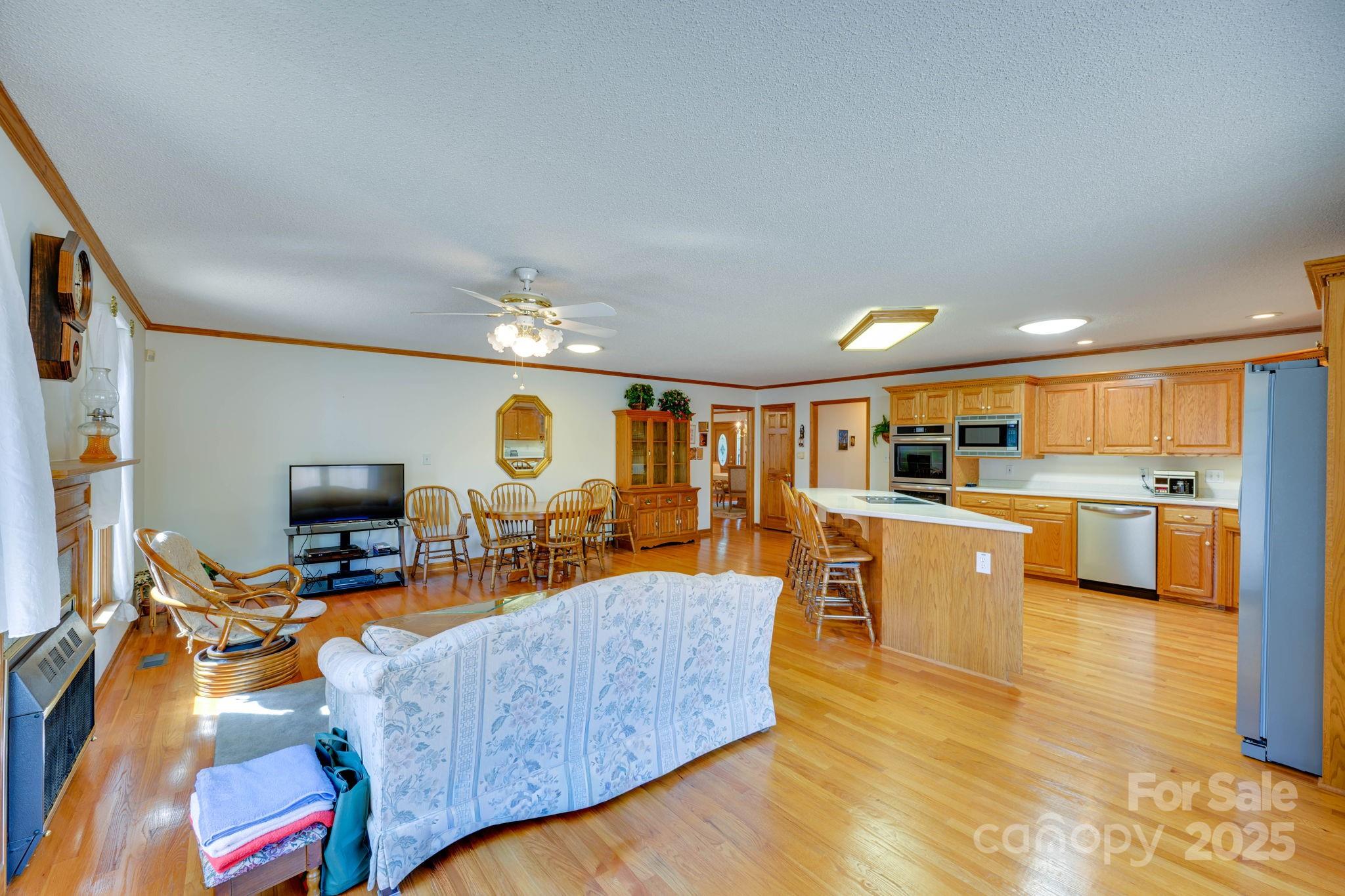 3132 Fox Den Circle Property Photo 21