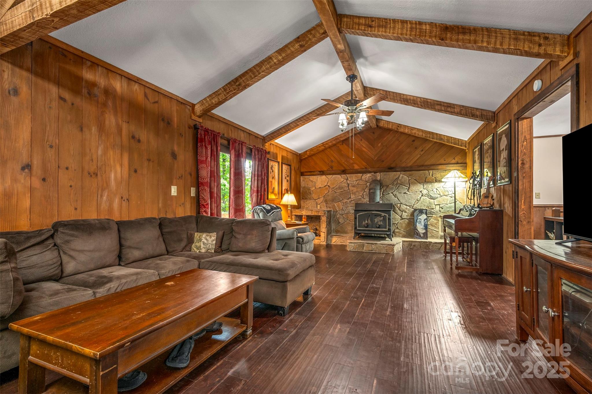 307 Owl Hollow Road Property Photo 7