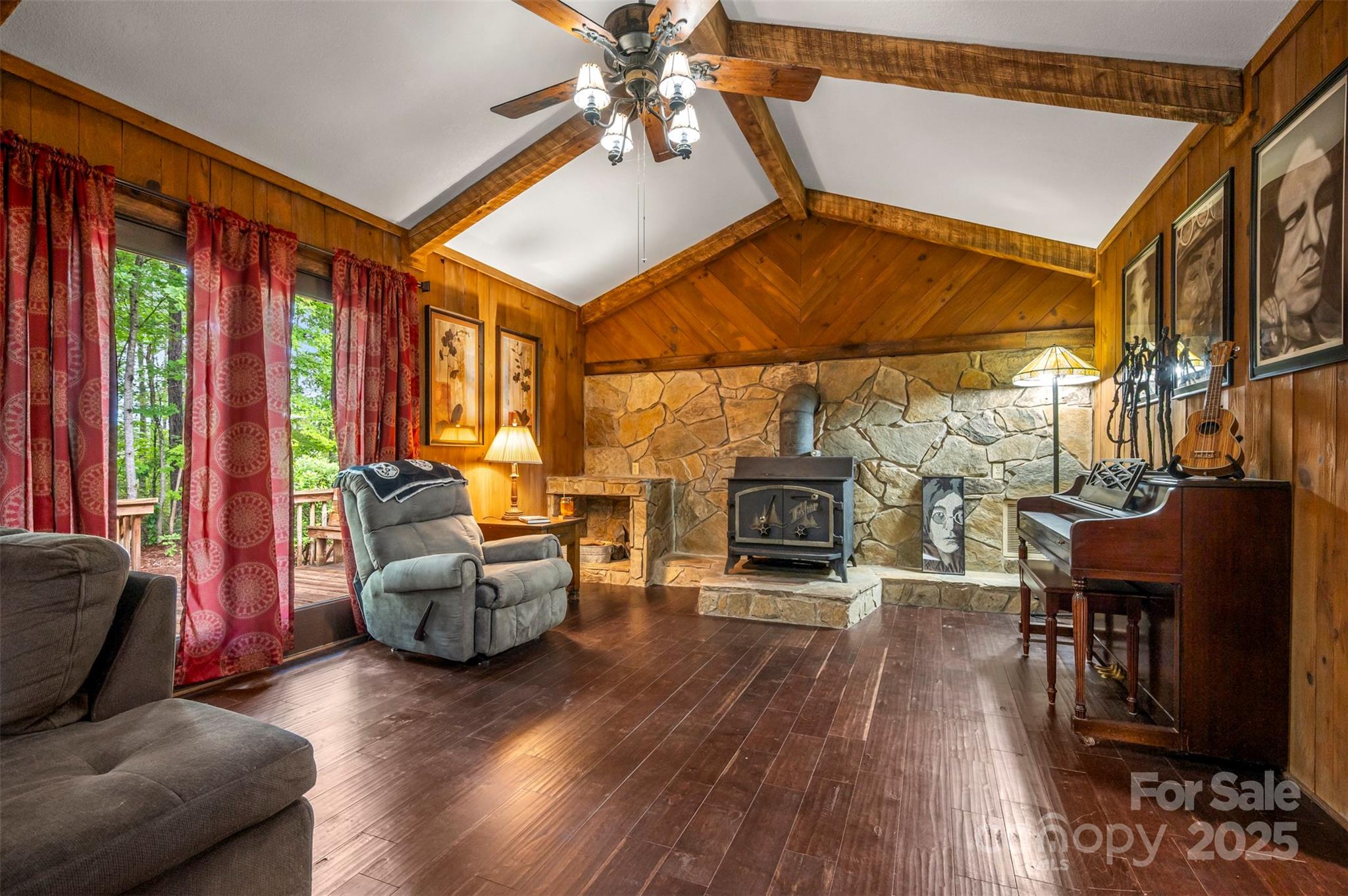 307 Owl Hollow Road Property Photo 8