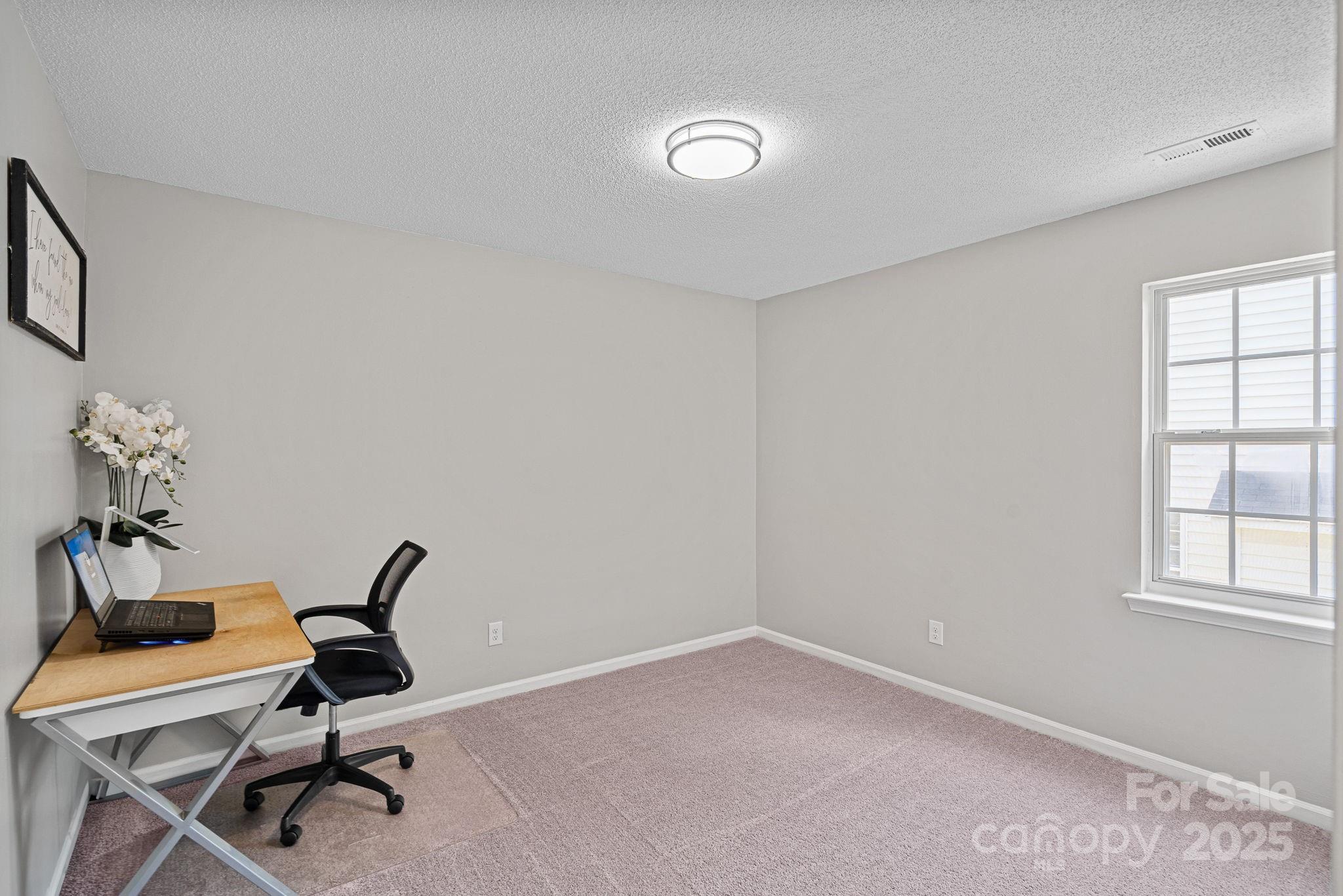 7528 Grabill Drive Property Photo 19